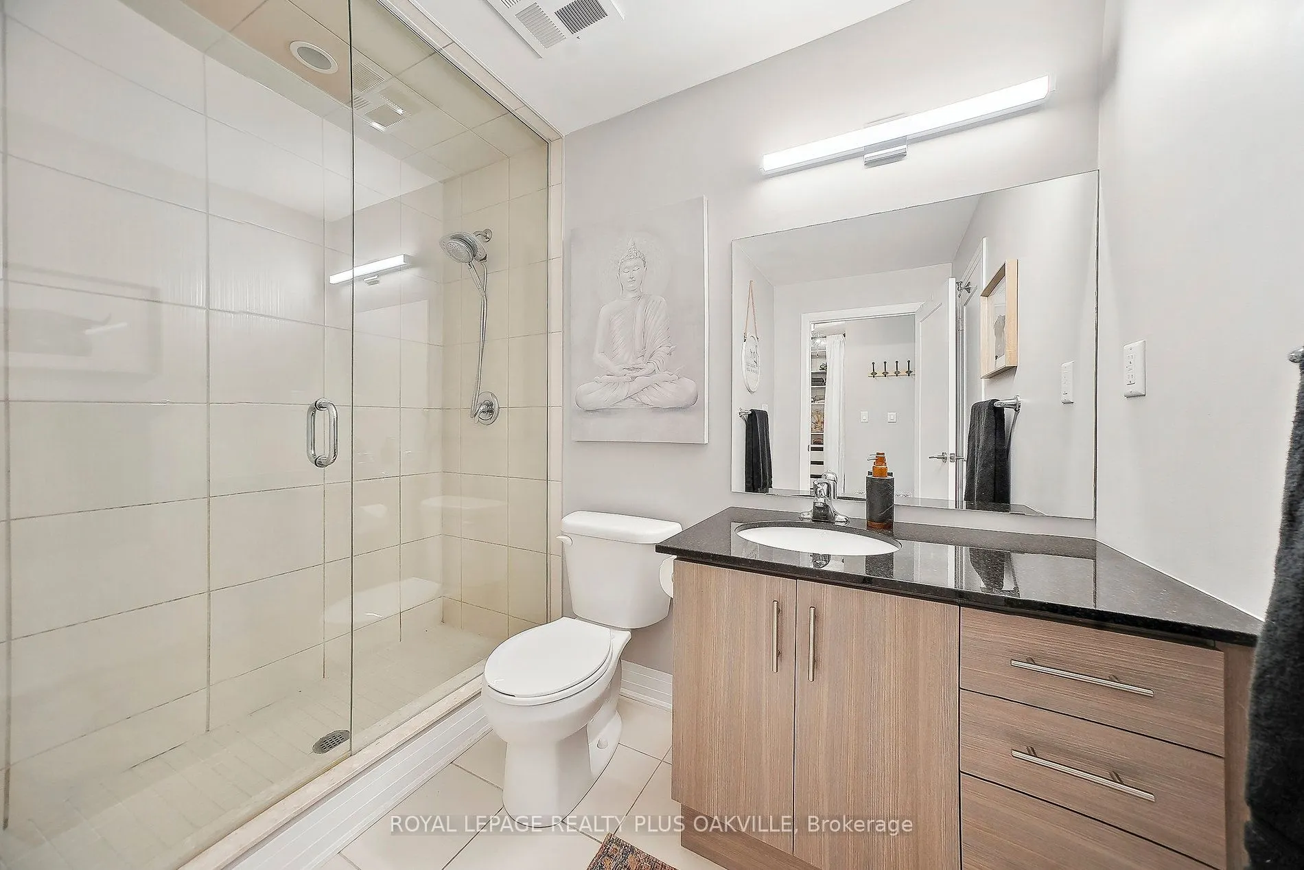 10 Concord Place #412