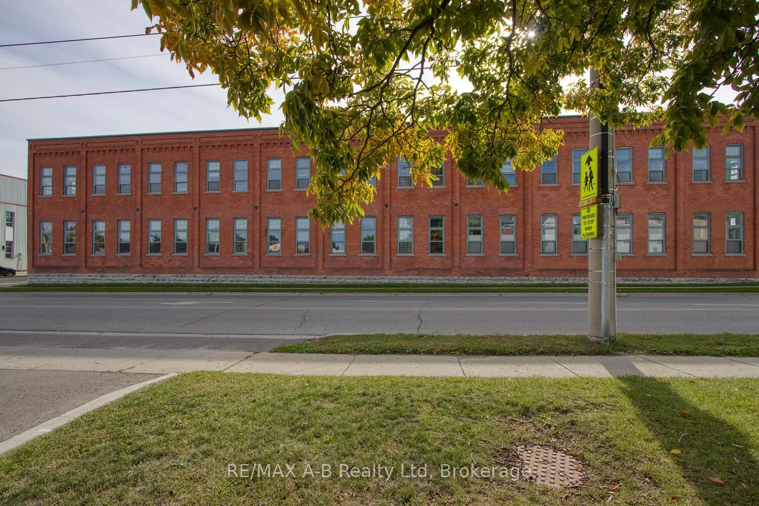 342 Erie Street, #114