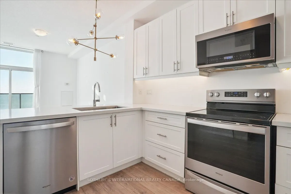 101 Shoreview Place #633