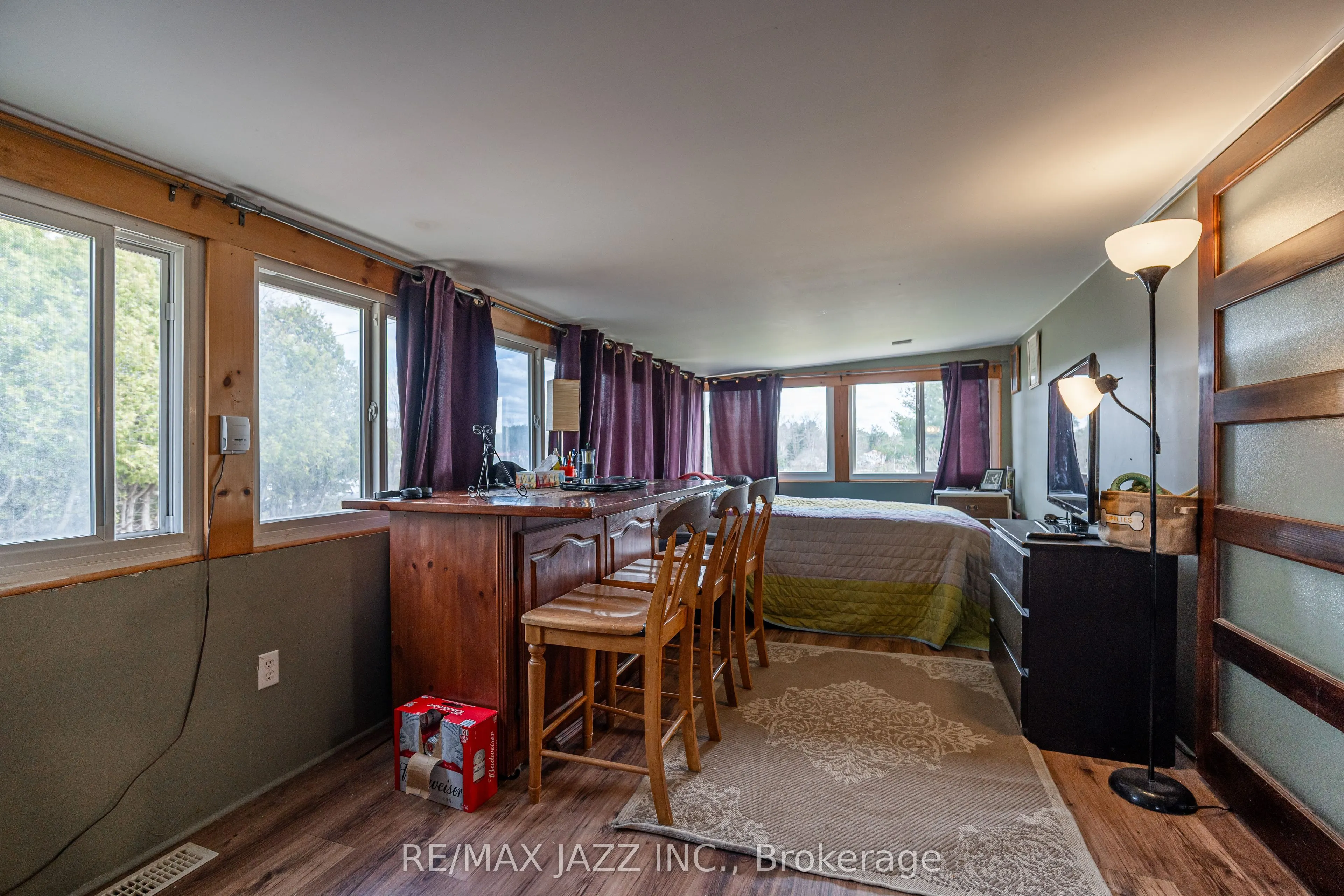 8 Almac Drive