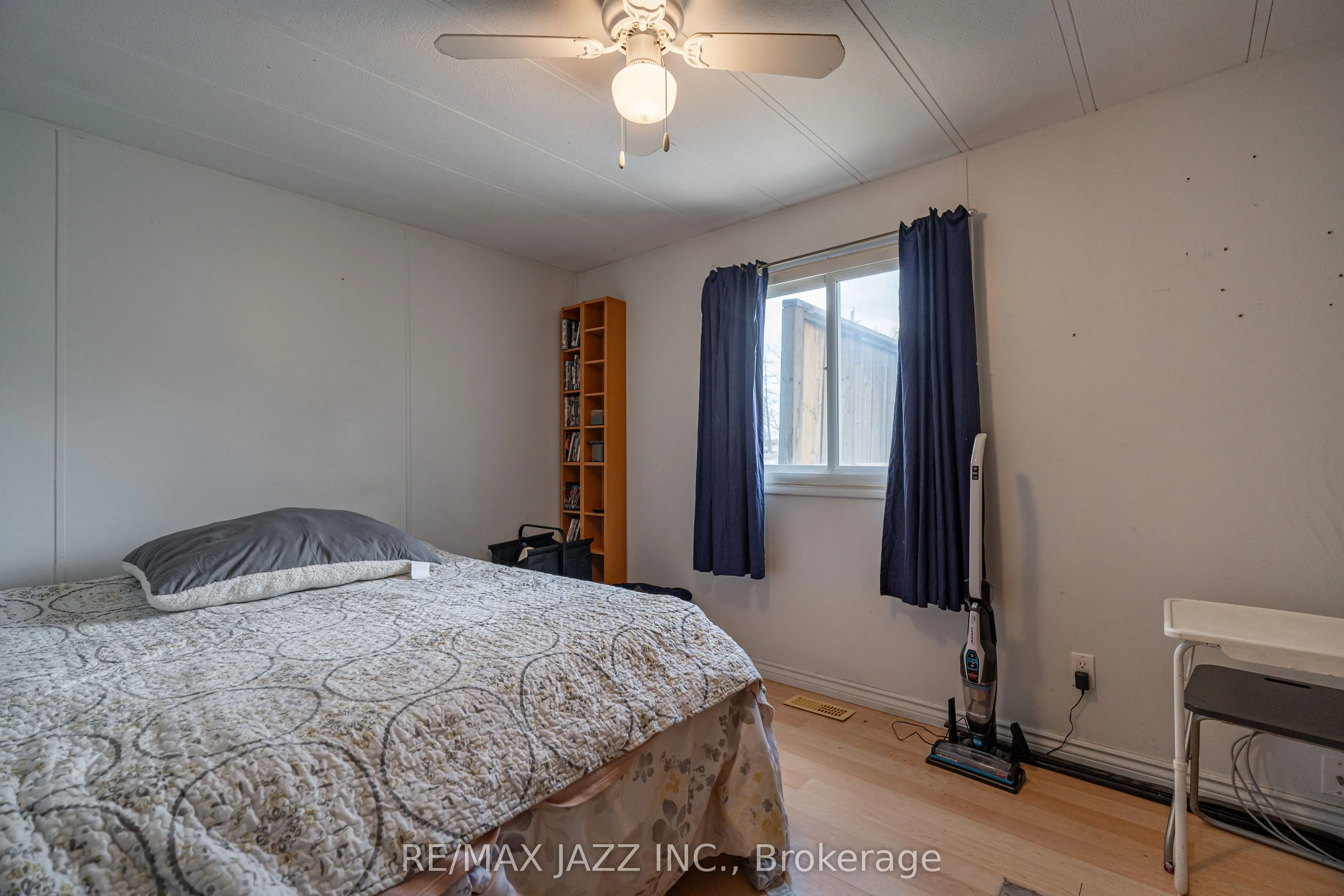 8 Almac Drive