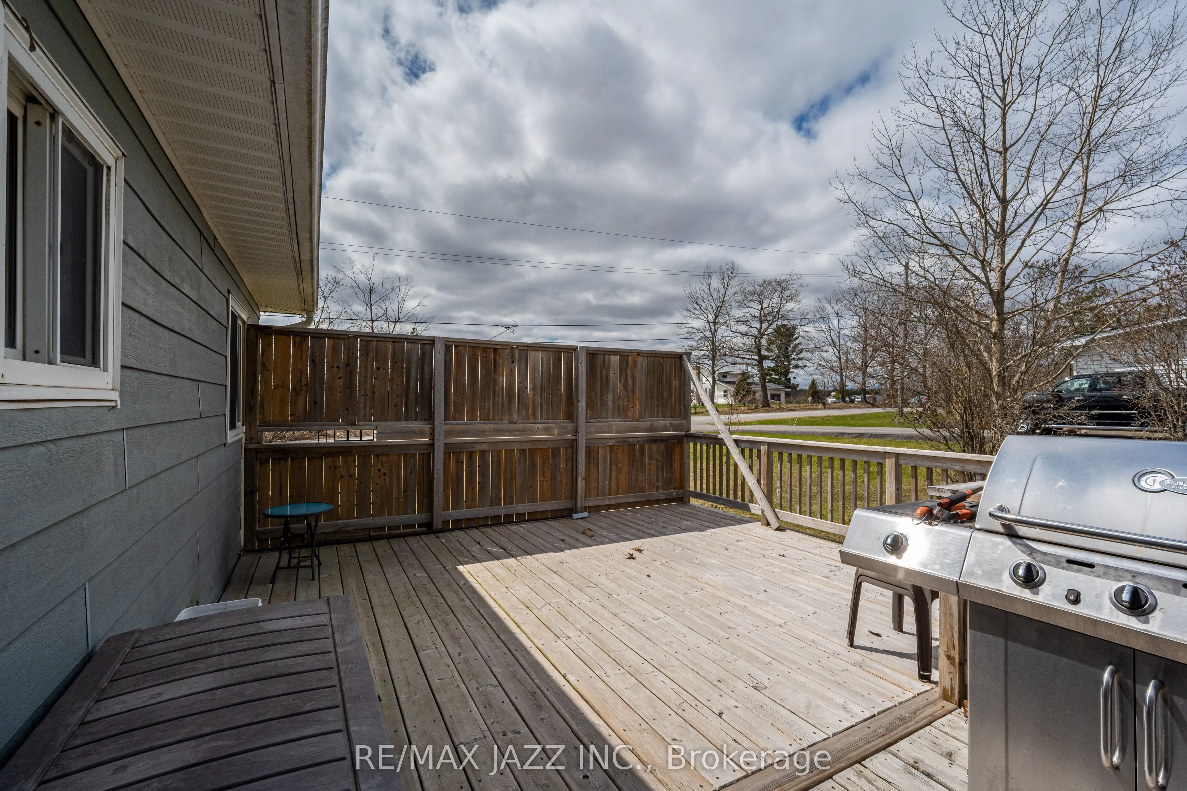 8 Almac Drive