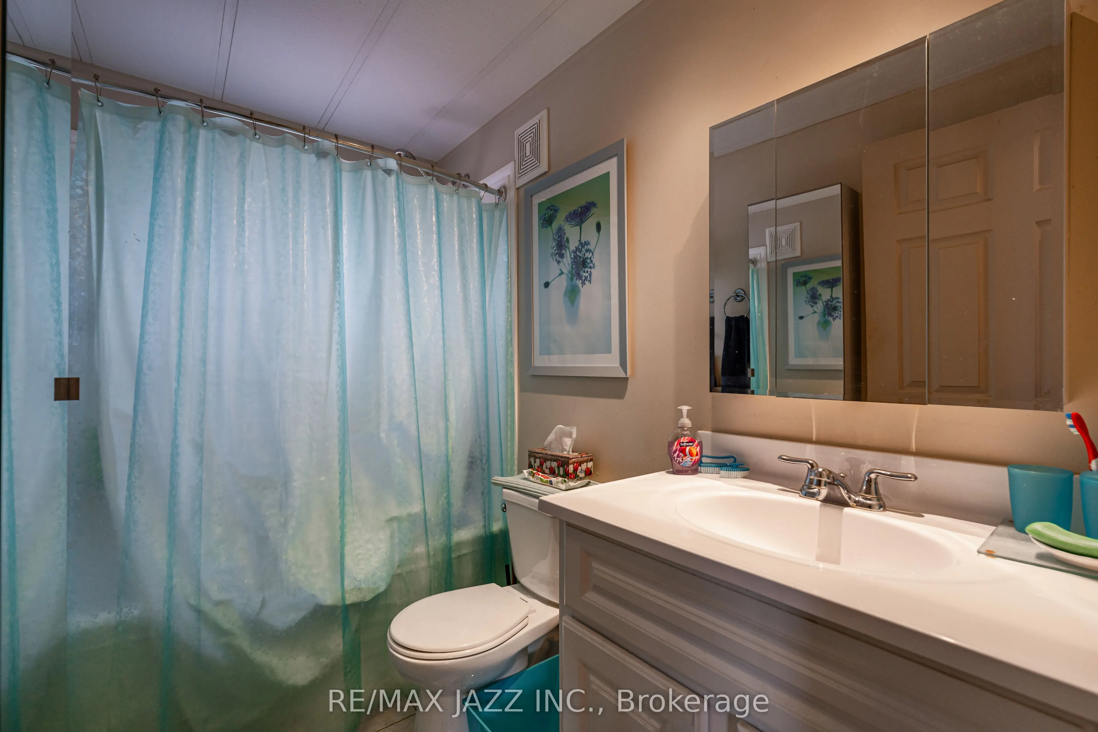 8 Almac Drive
