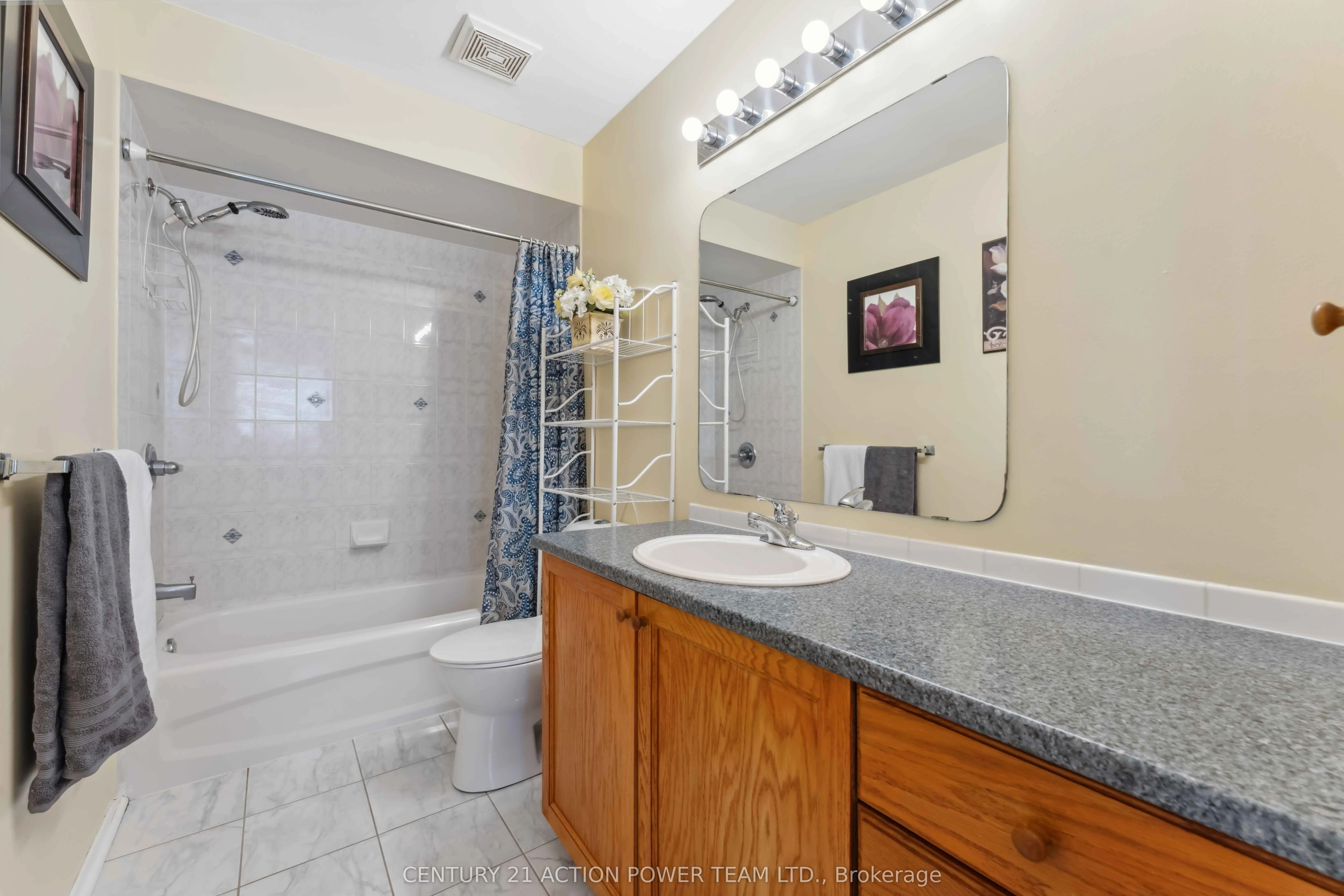 636 Aquaview Drive