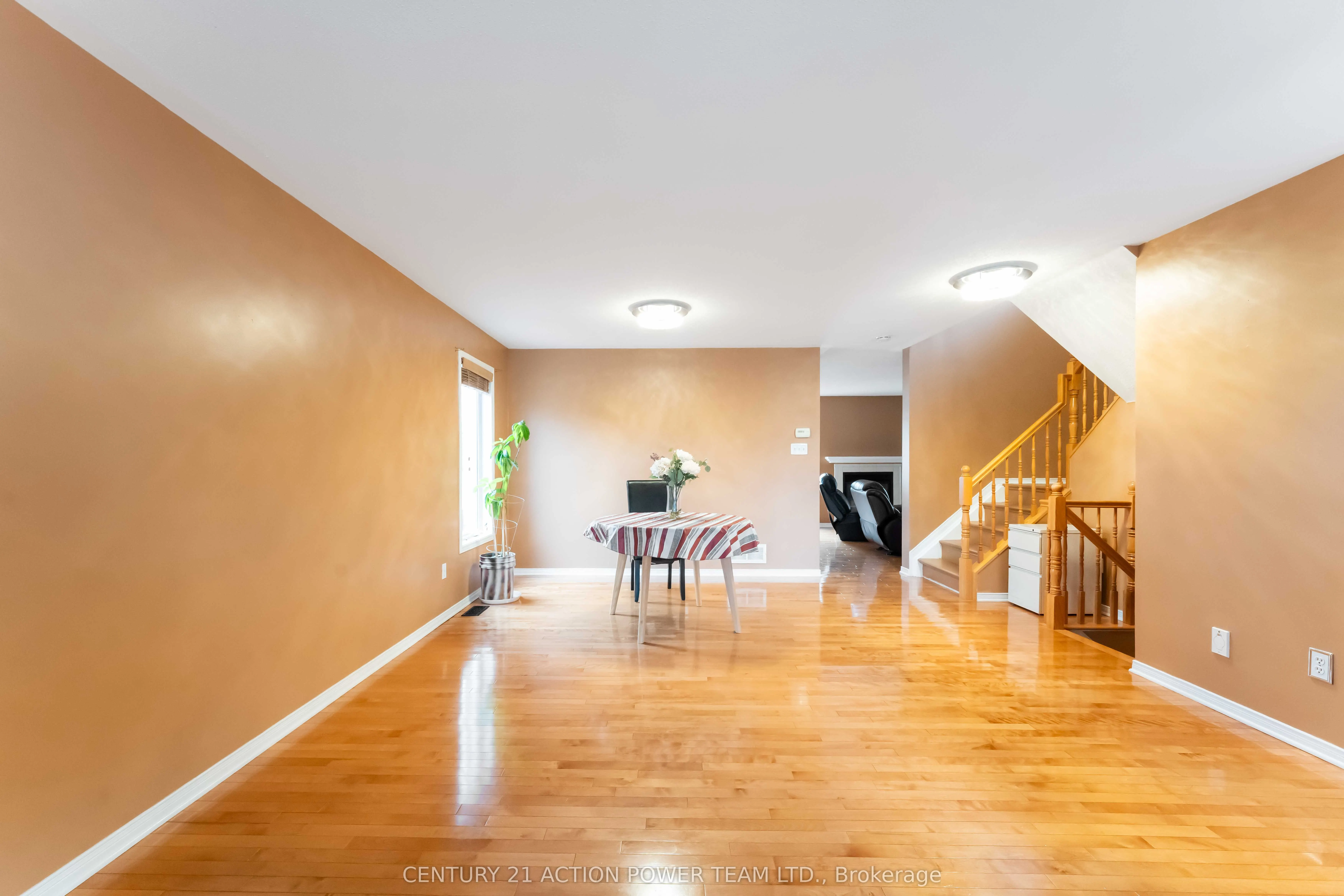 636 Aquaview Drive
