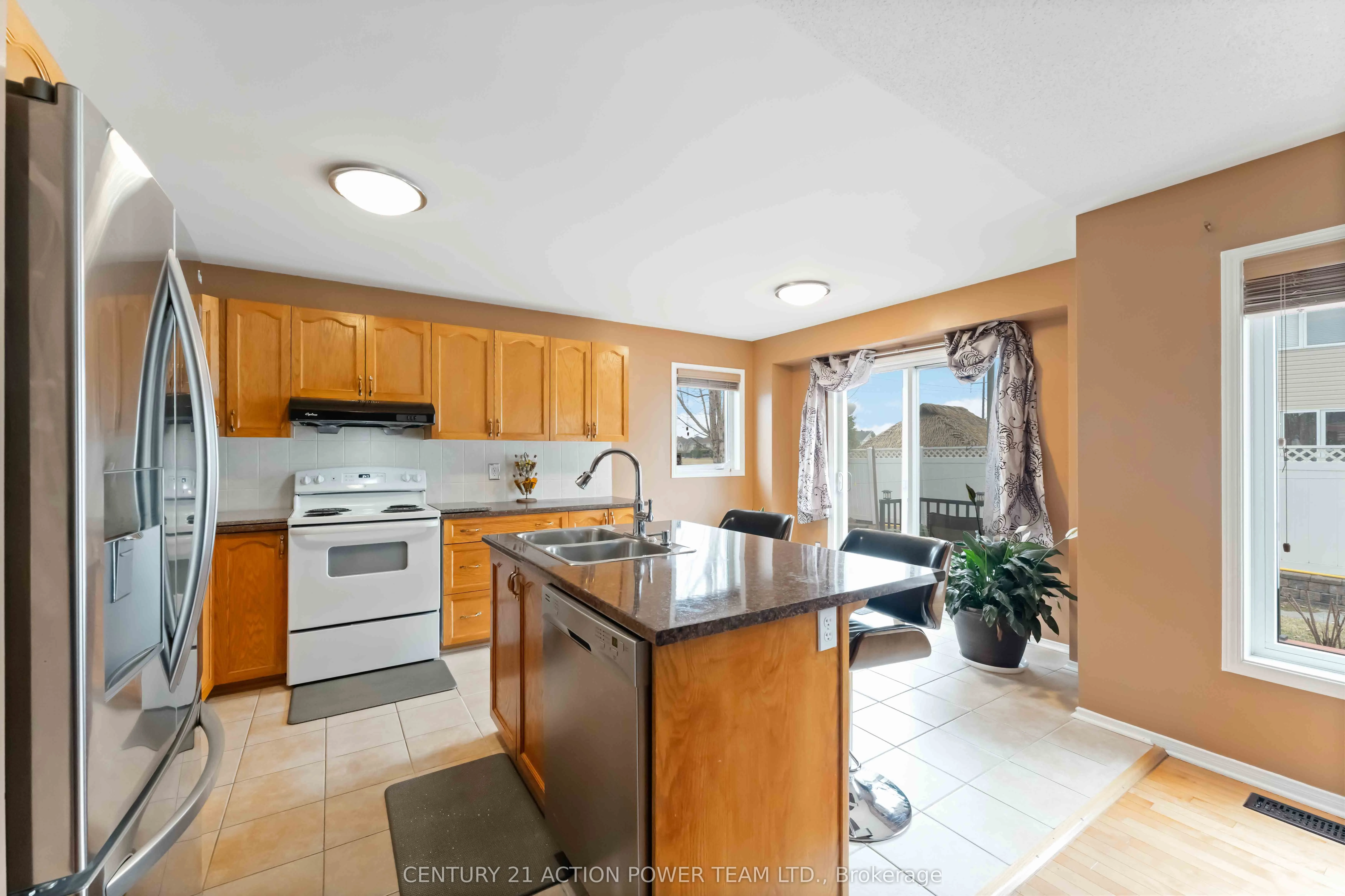 636 Aquaview Drive