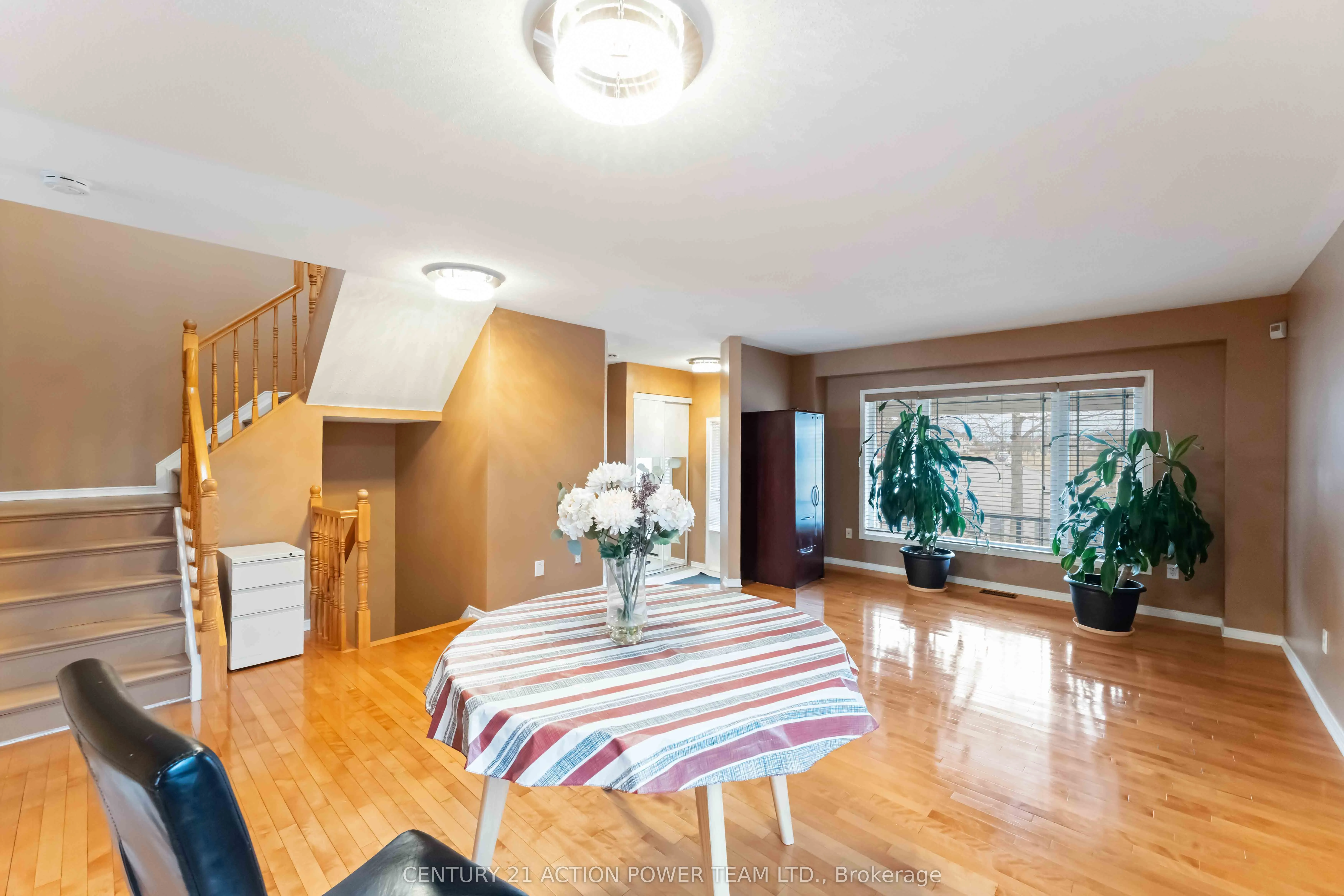 636 Aquaview Drive