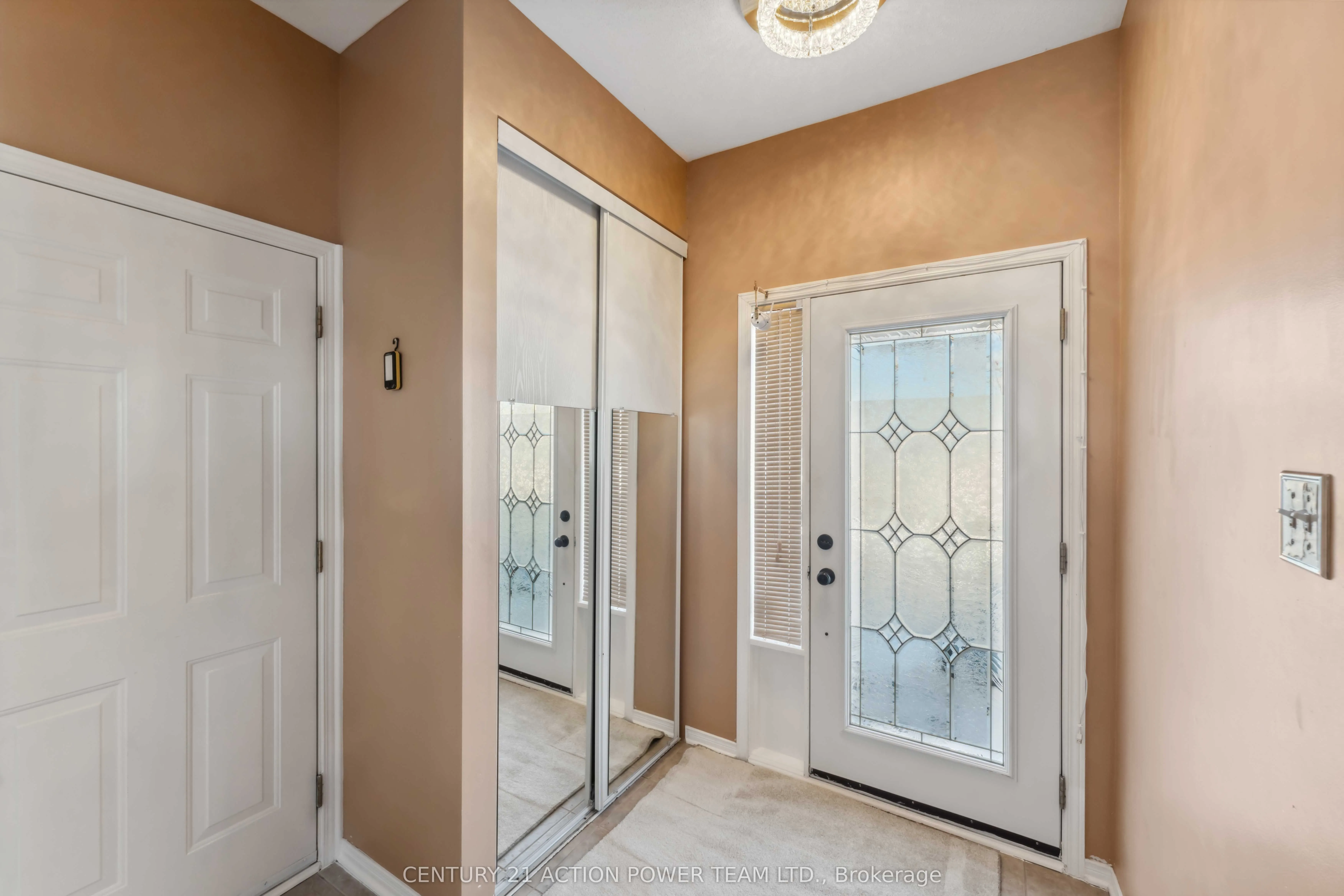 636 Aquaview Drive