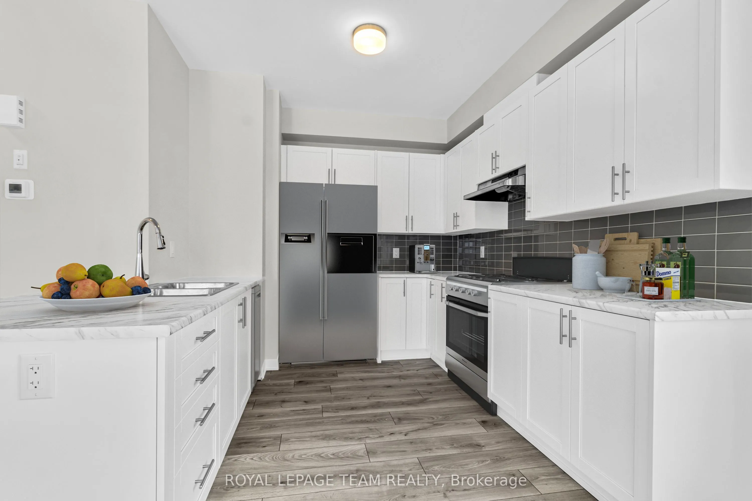 185 BEEBALM Crescent