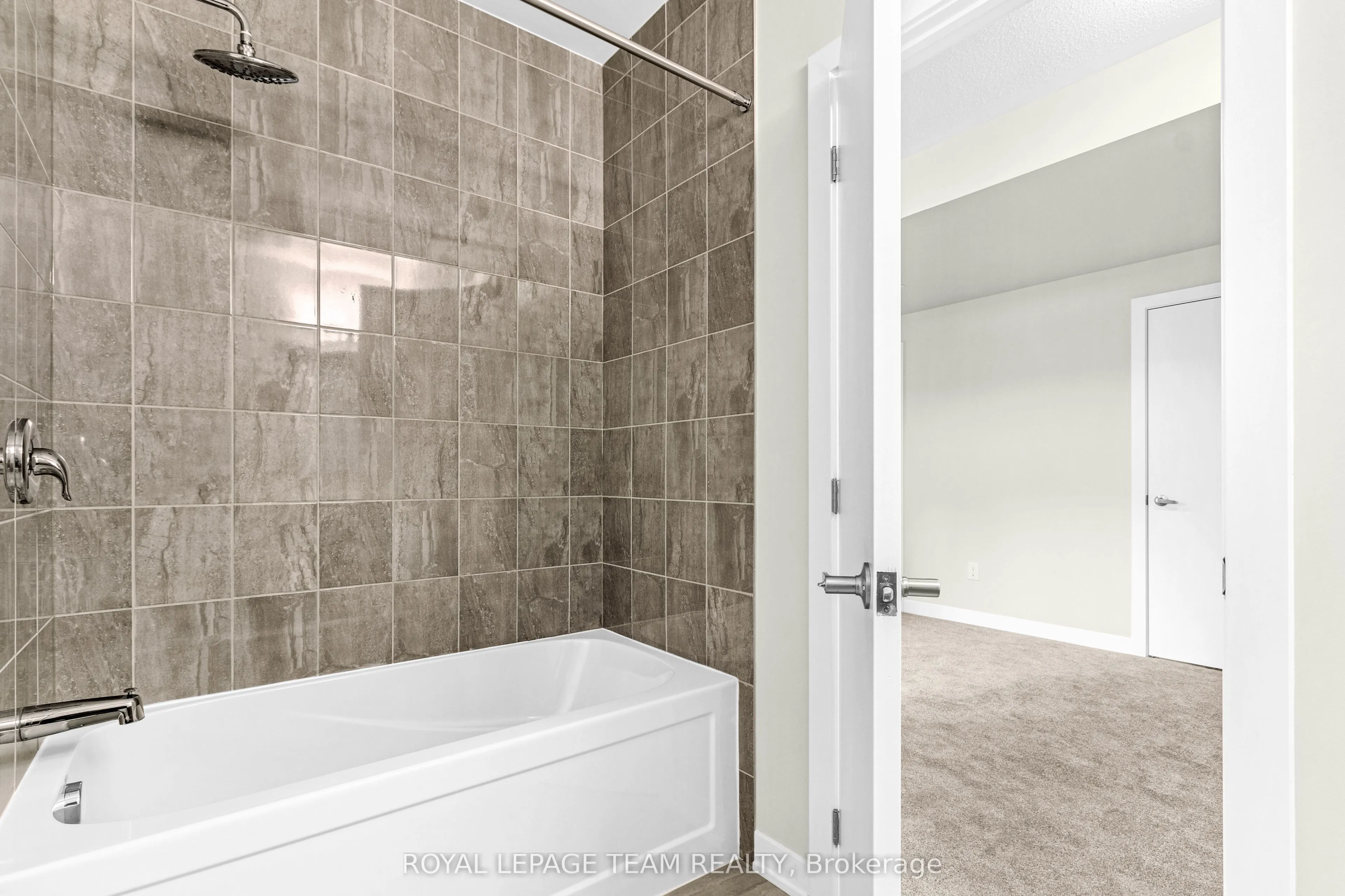 185 BEEBALM Crescent