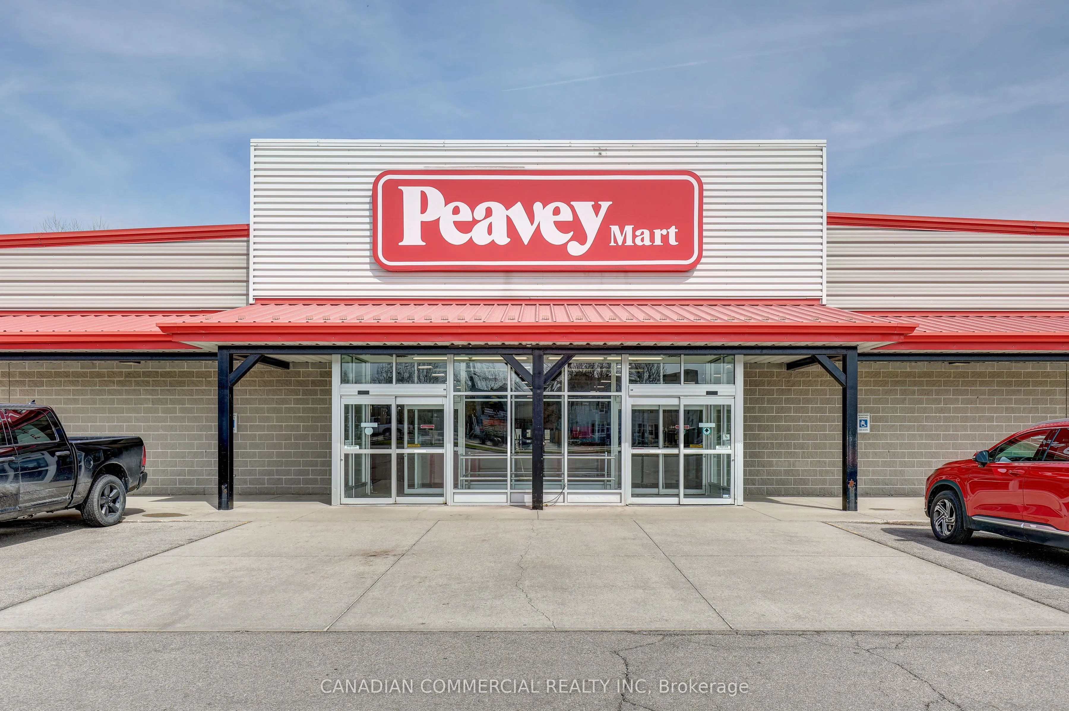 295 Queensway W