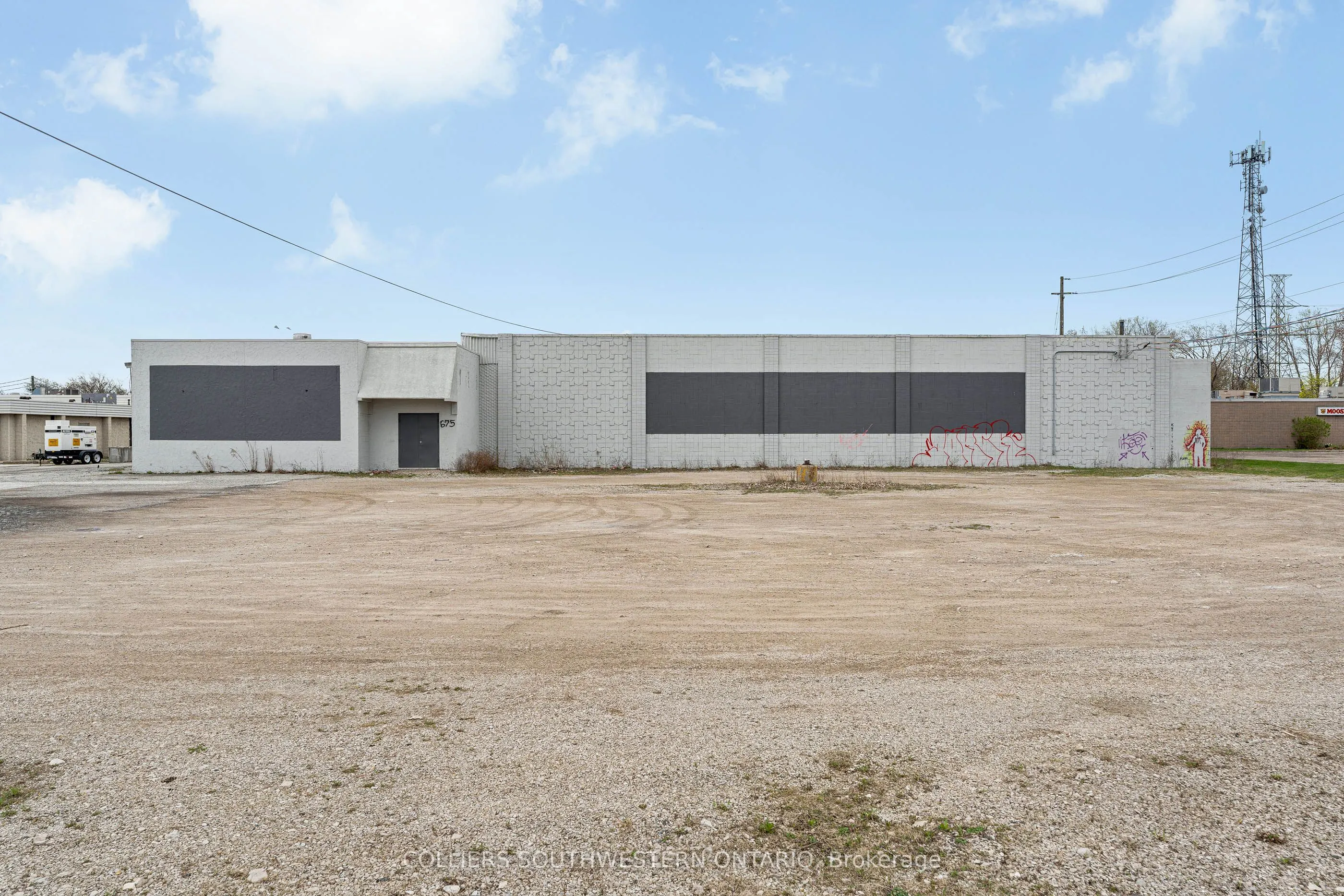 675 Tecumseh Road W