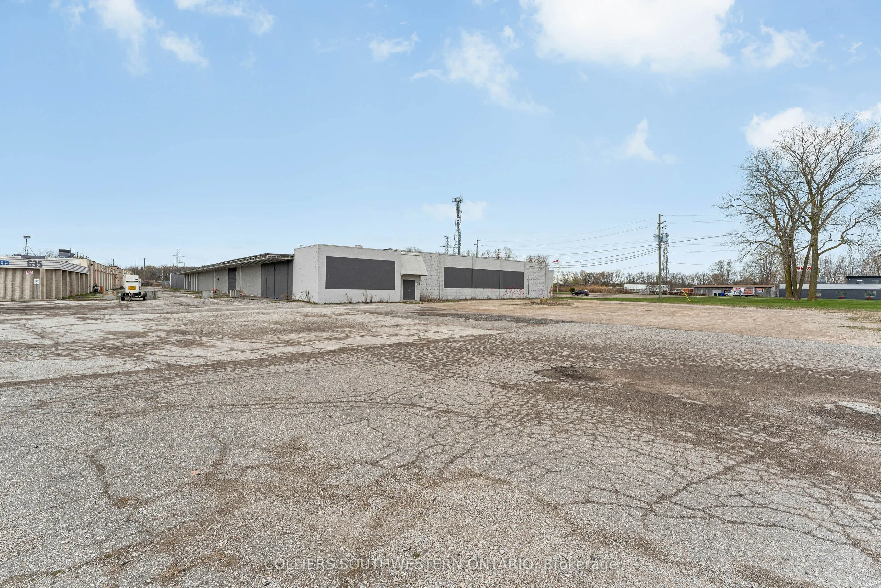 675 Tecumseh Road W