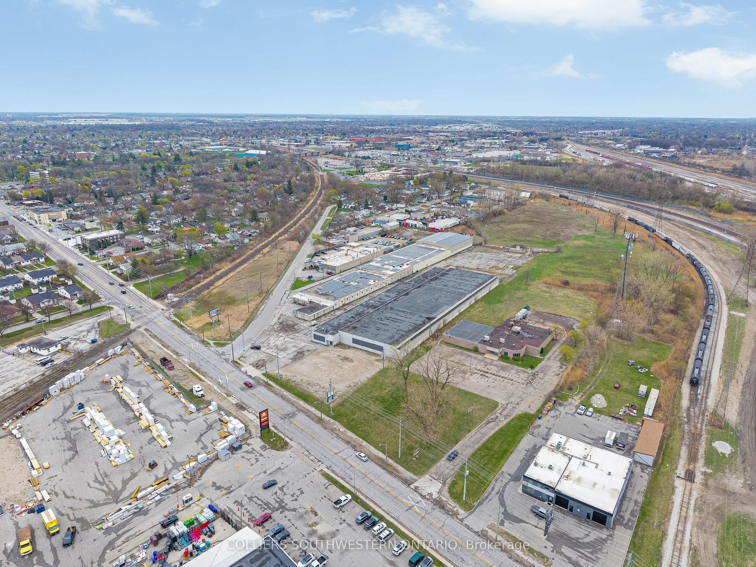 675 Tecumseh Road W