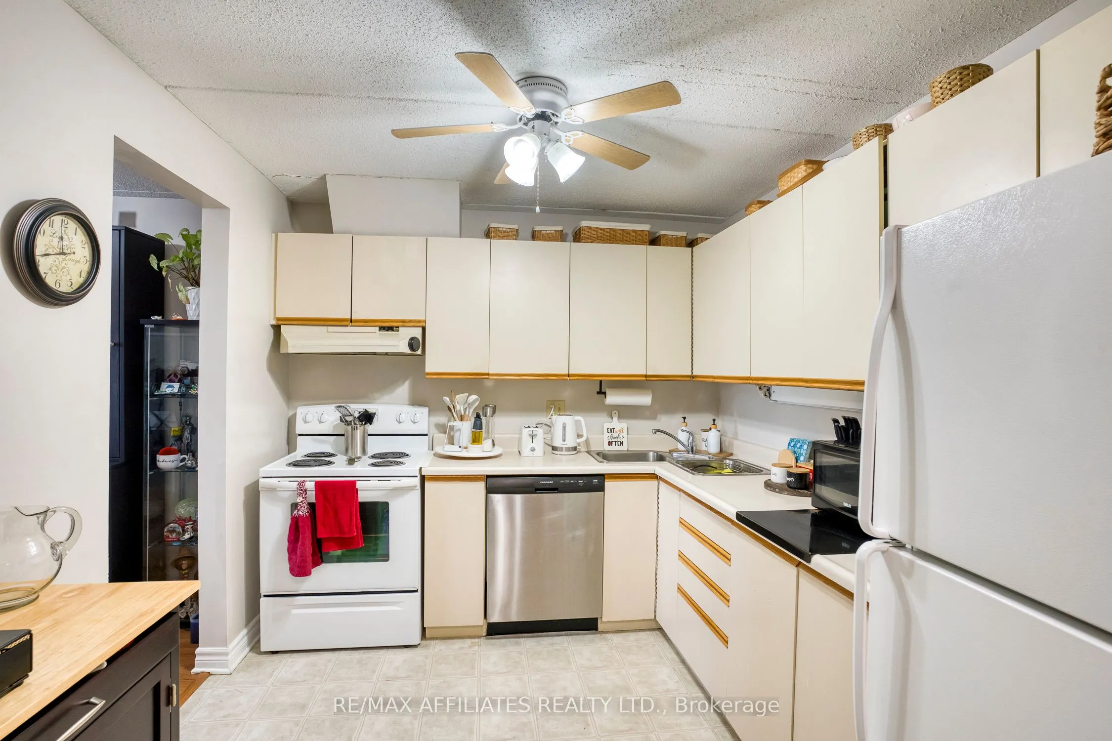 206 Woodward Street, #307