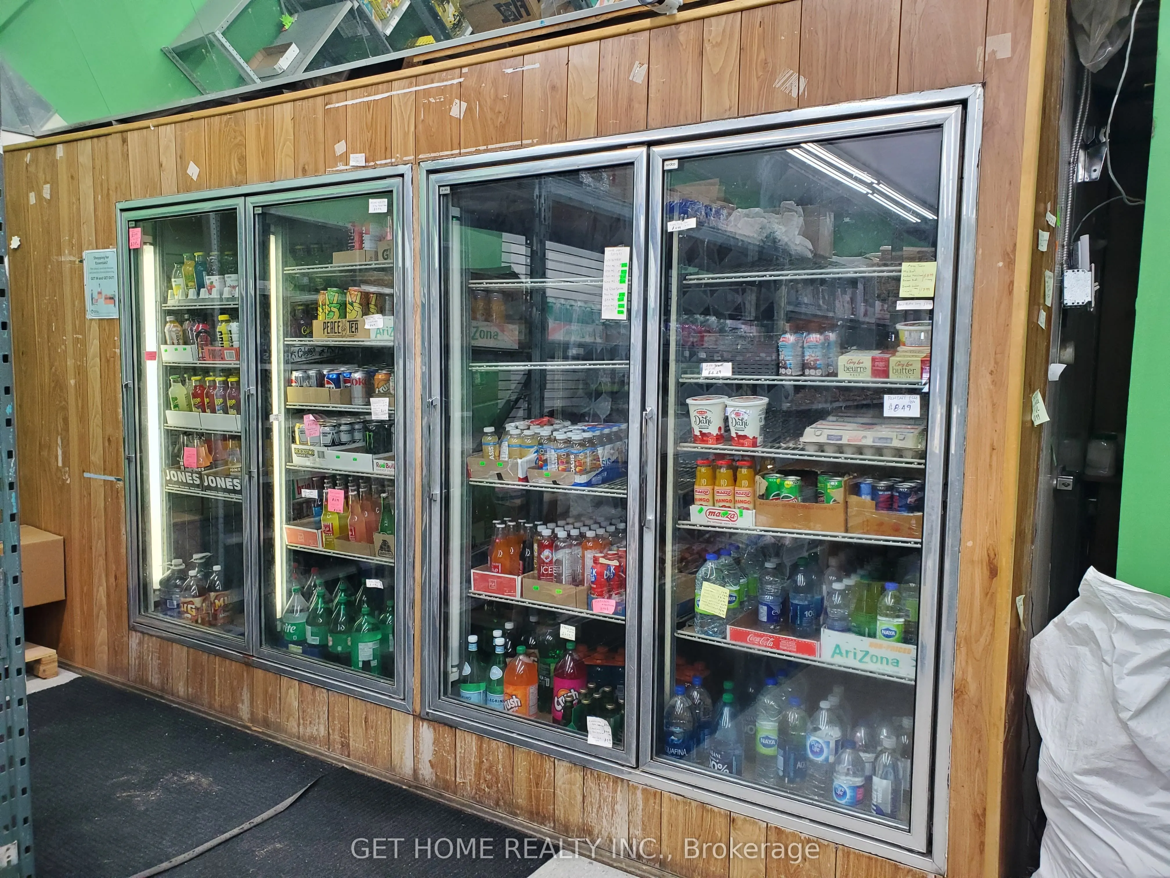 709 GEORGE Street
