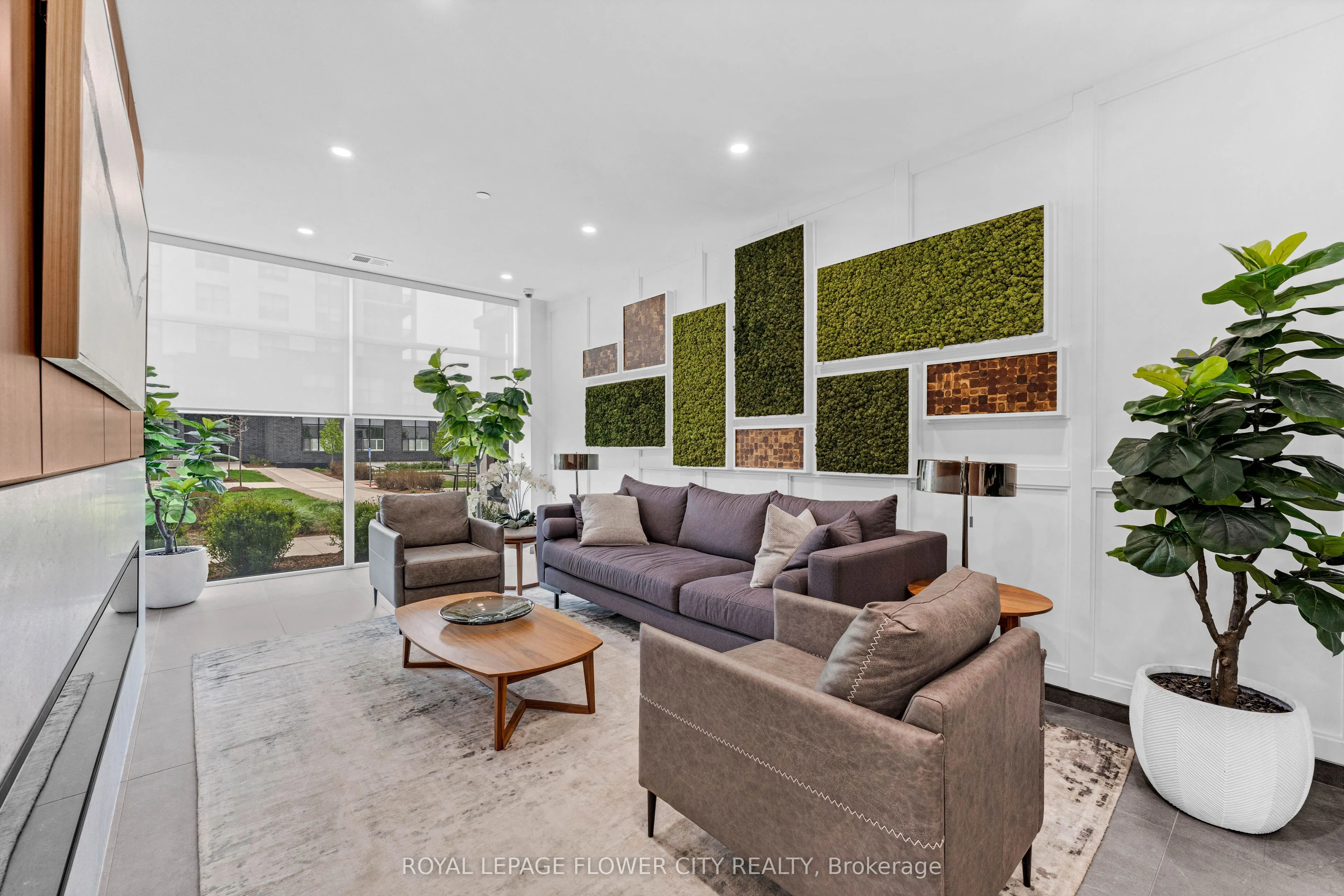1880 Gordon Street, #1003