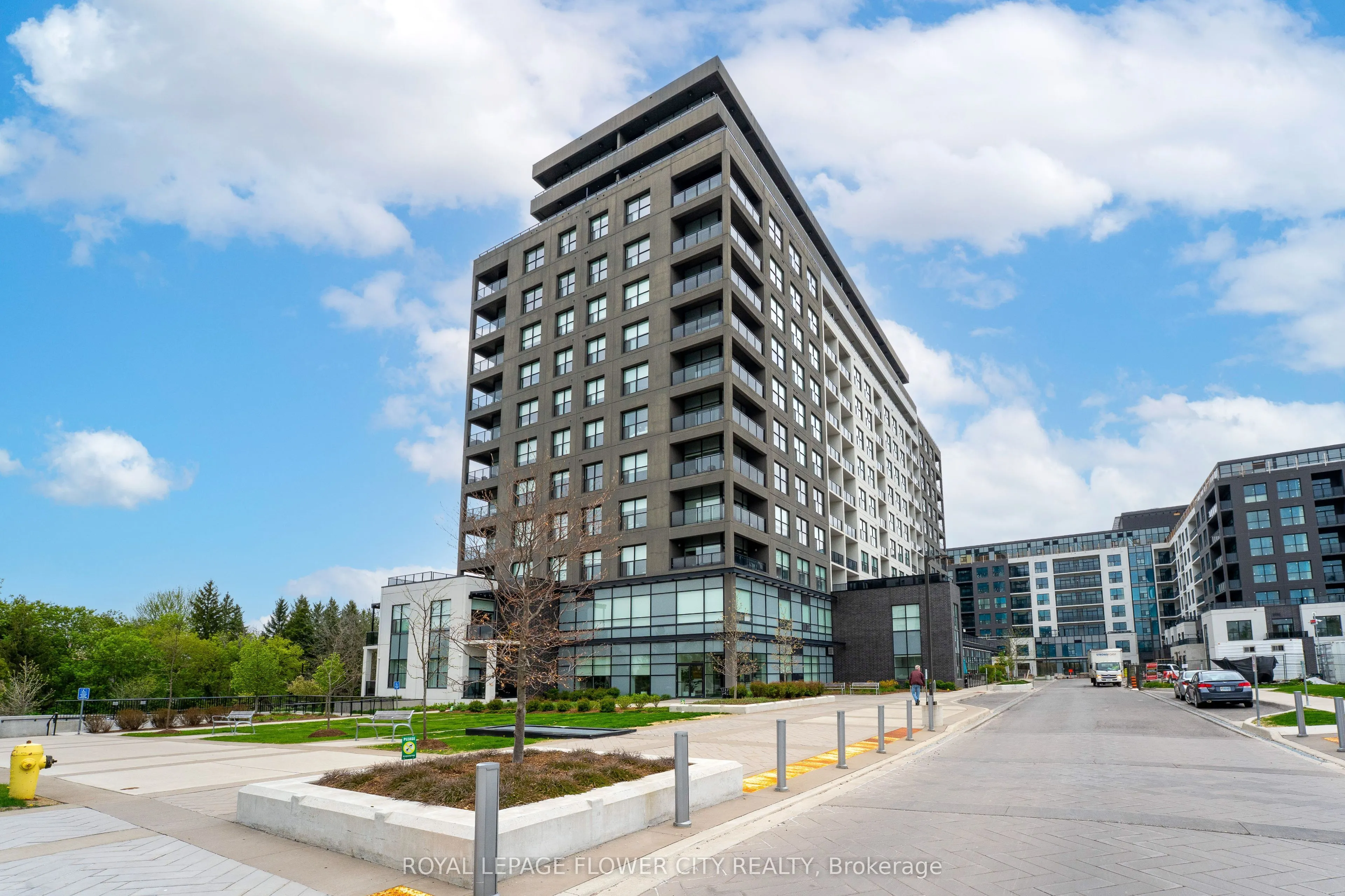 1880 Gordon Street, #1003