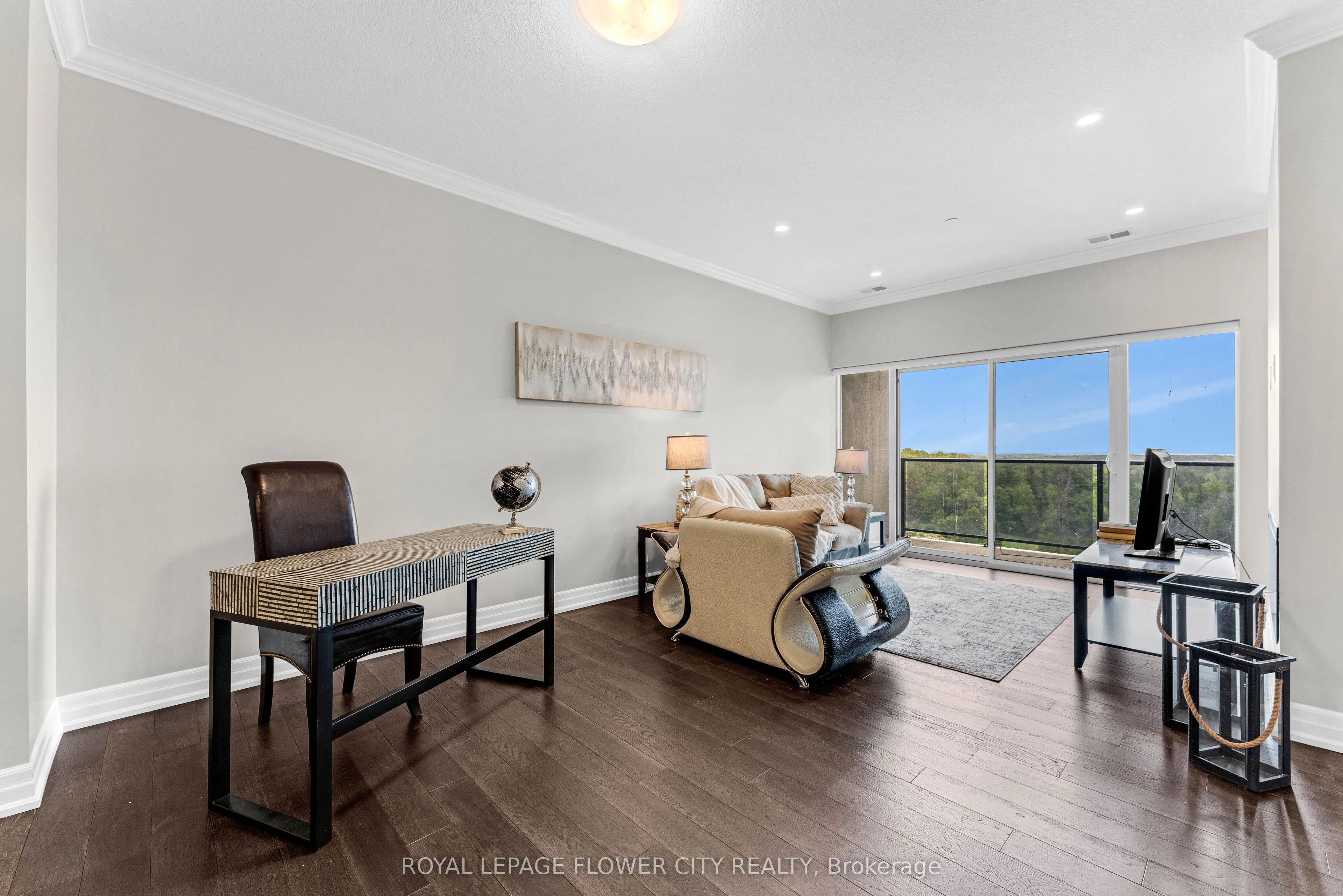 1880 Gordon Street, #1003