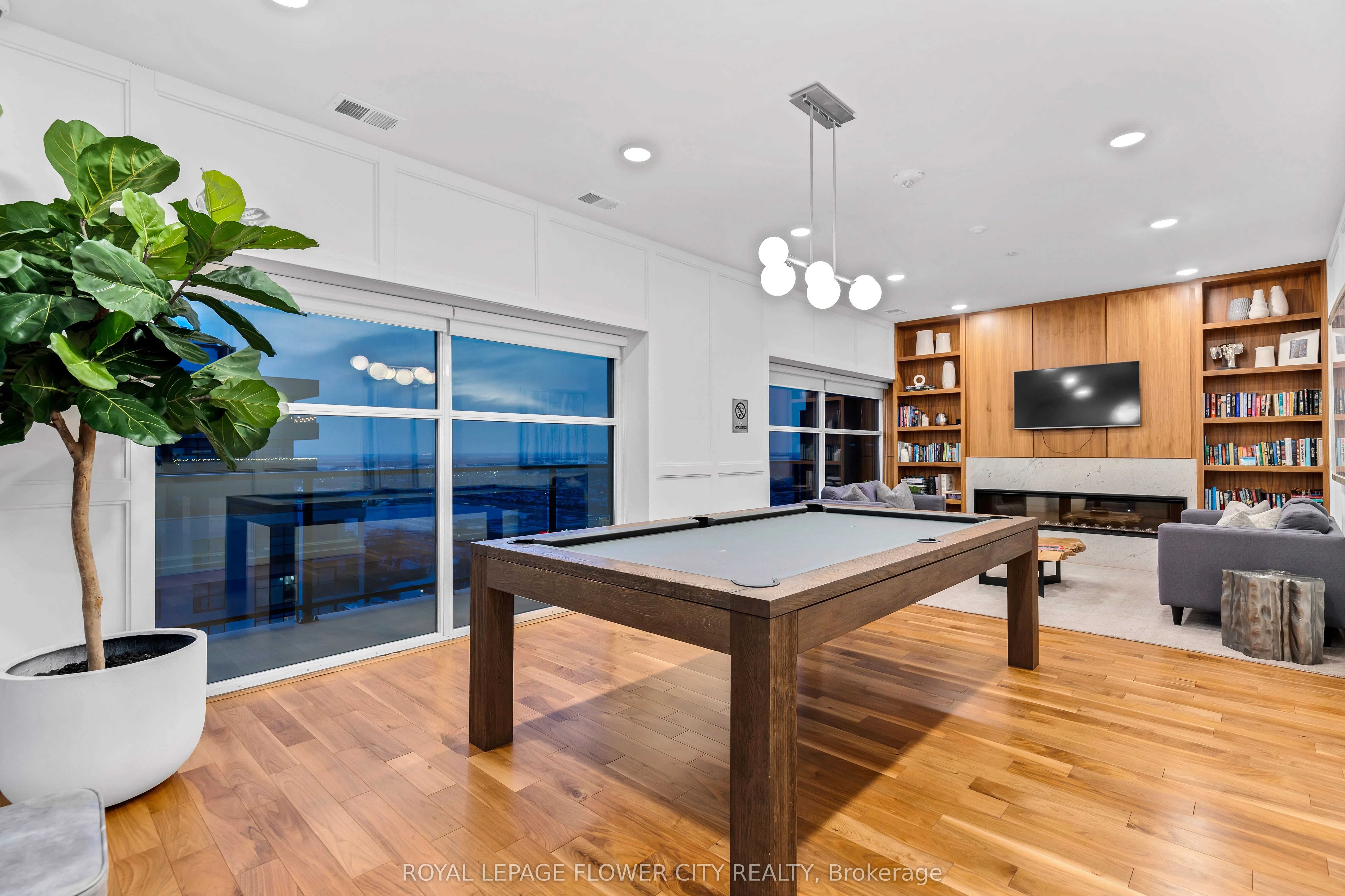 1880 Gordon Street, #1003