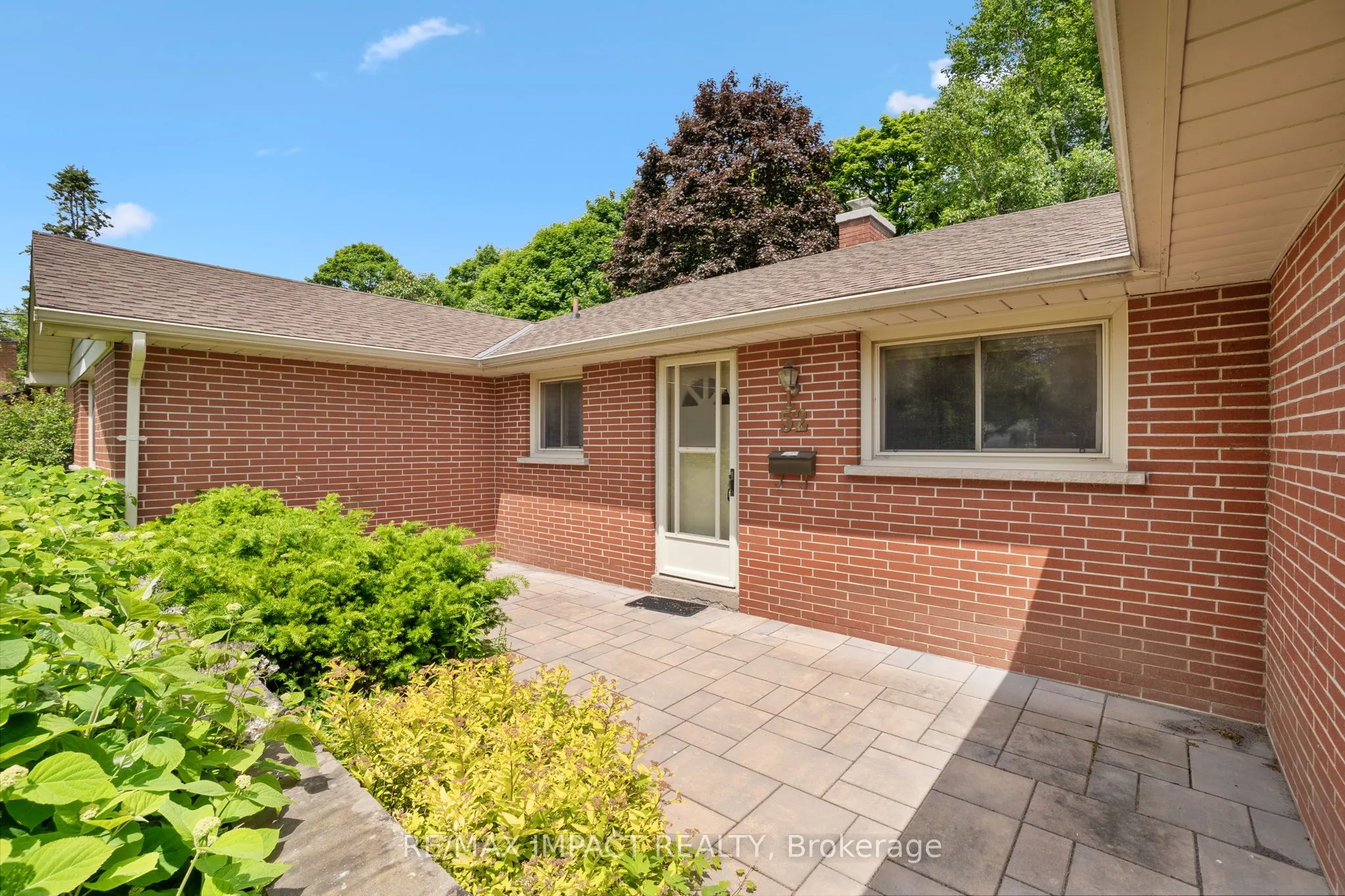 52 Hamilton Avenue
