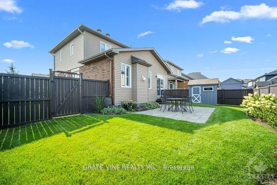 862 Oat Straw Way