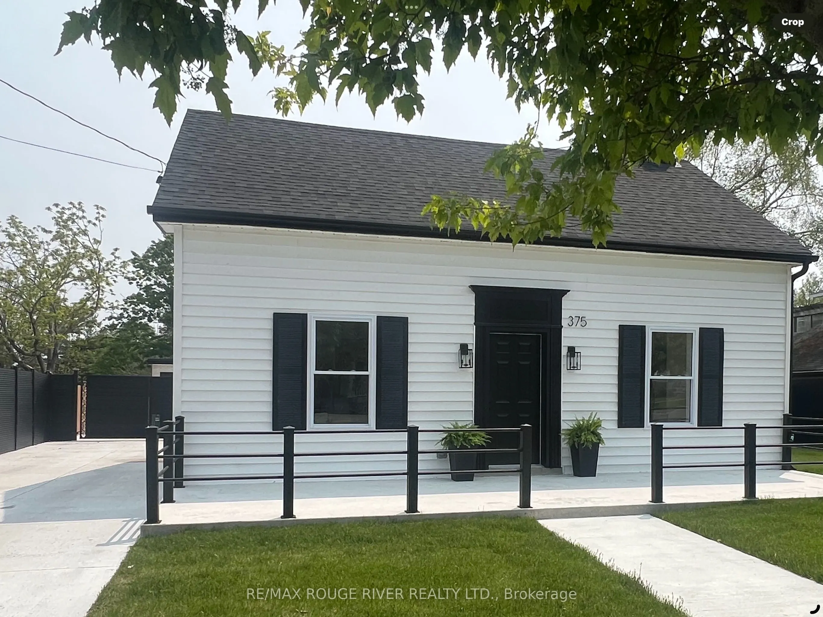 375 King Street W