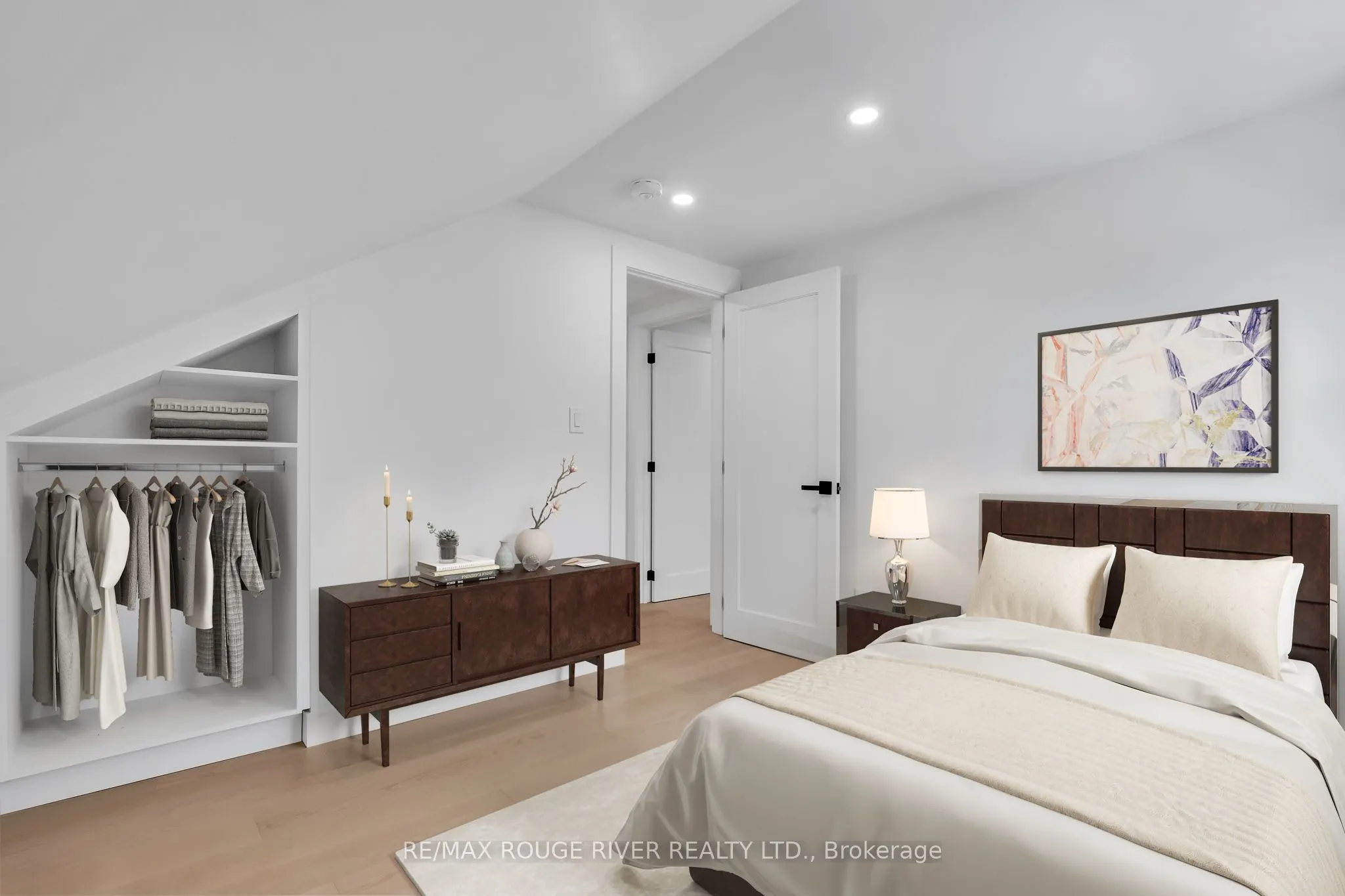 375 King Street W