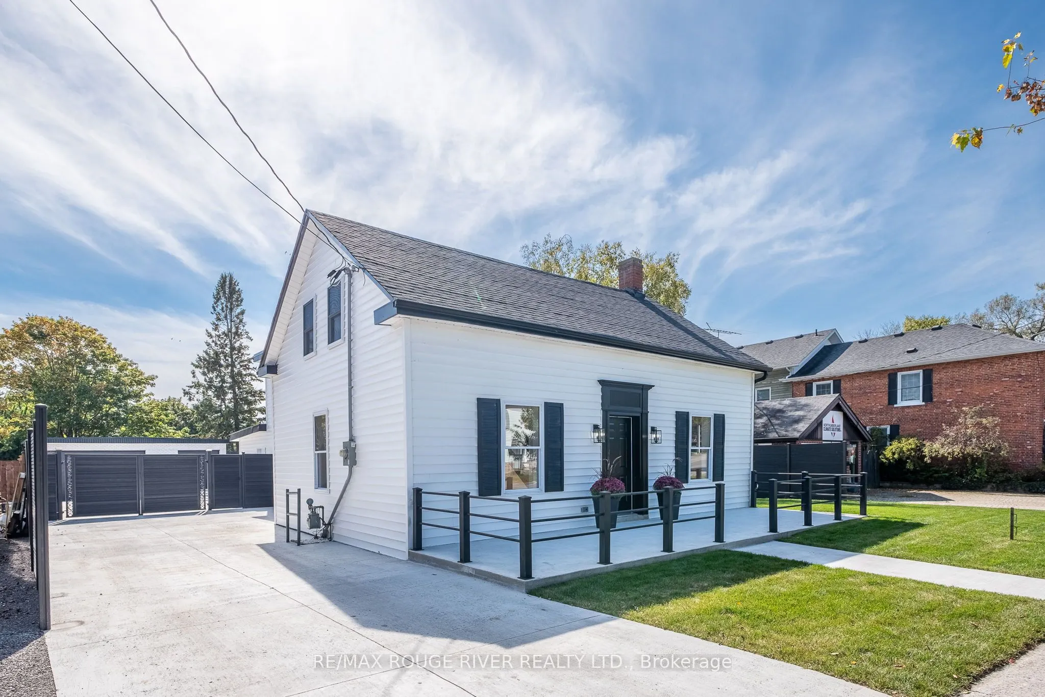 375 King Street W