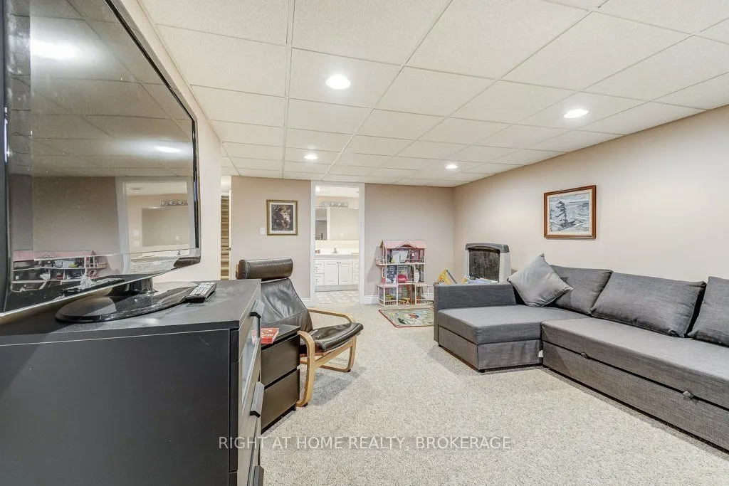 156 Gracehill Crescent