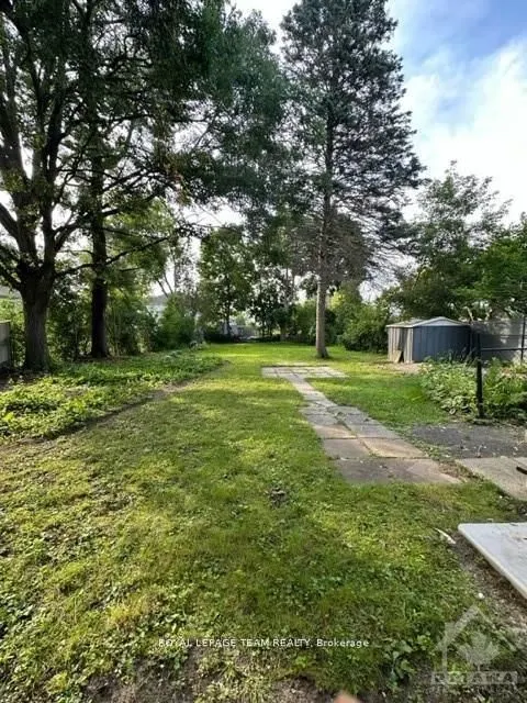 1344 NORMANDY Crescent