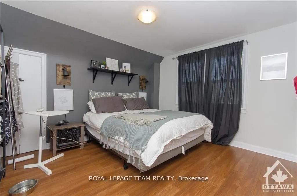 1344 NORMANDY Crescent