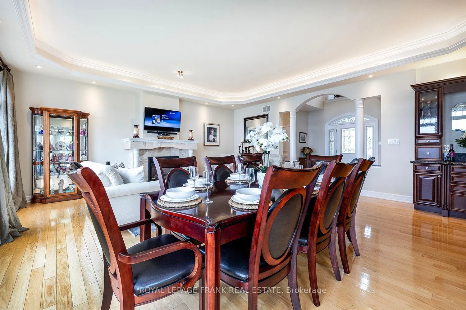 24 Gilson Point Place