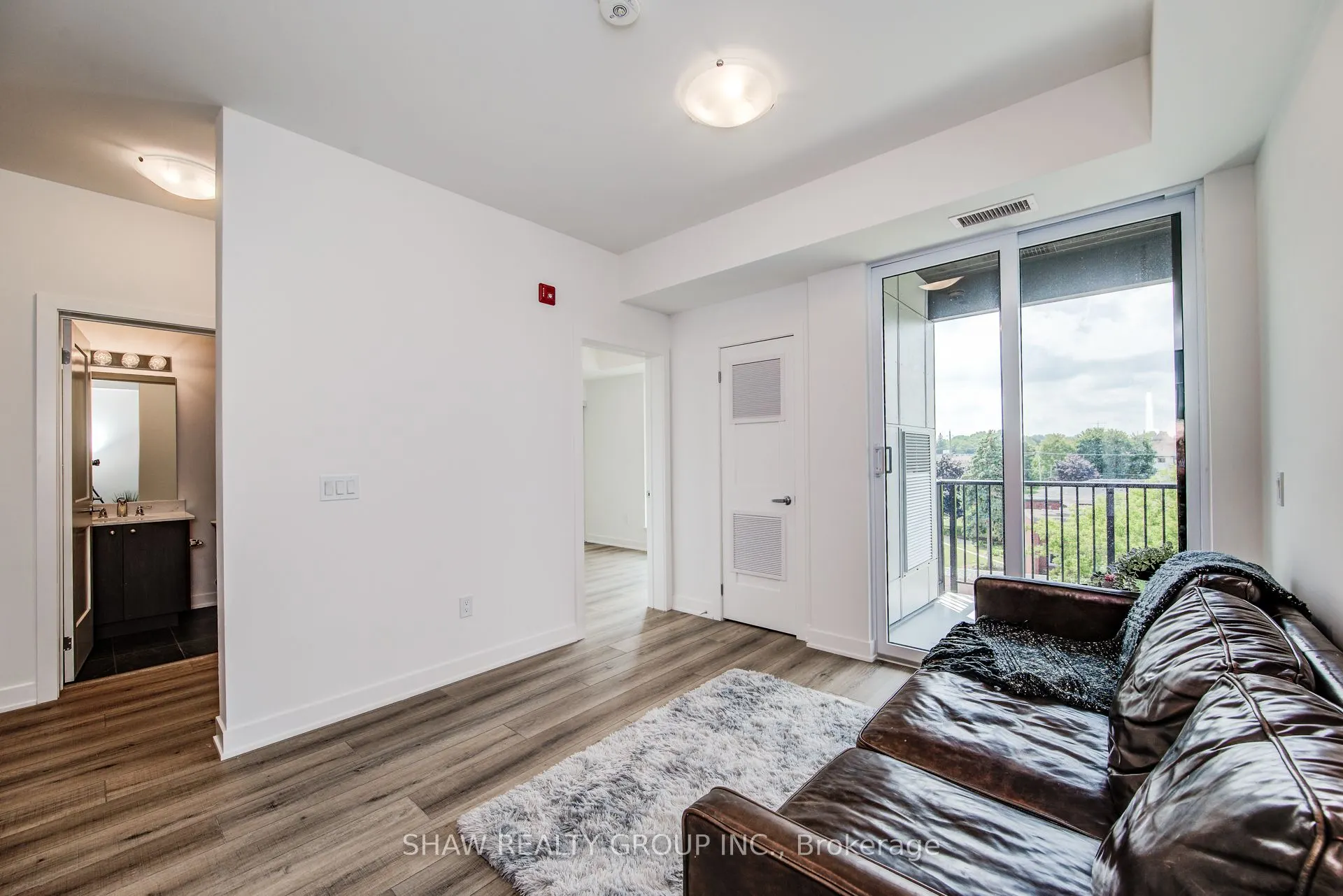 312 Erb Street W, #418