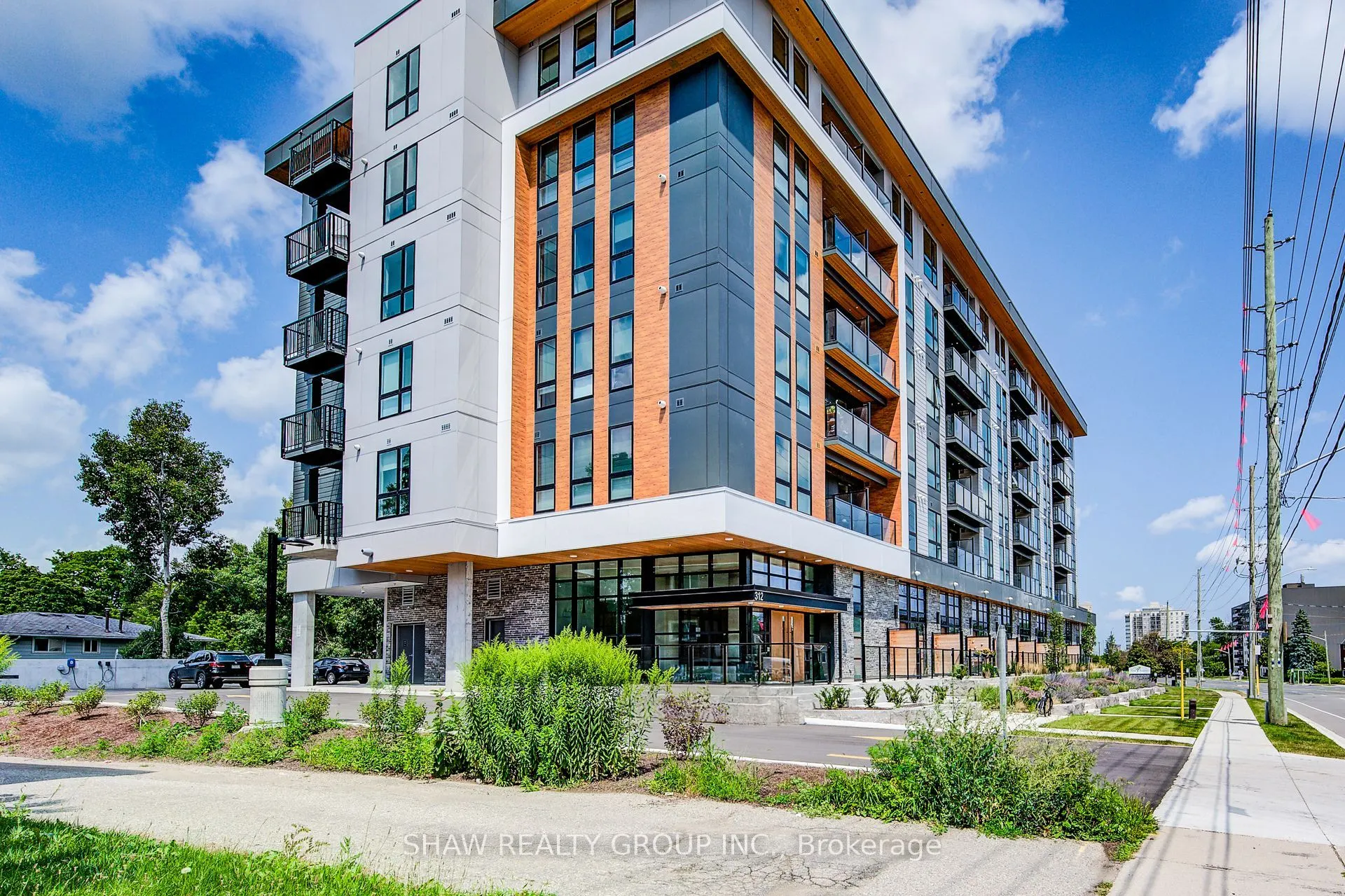 312 Erb Street W, #418
