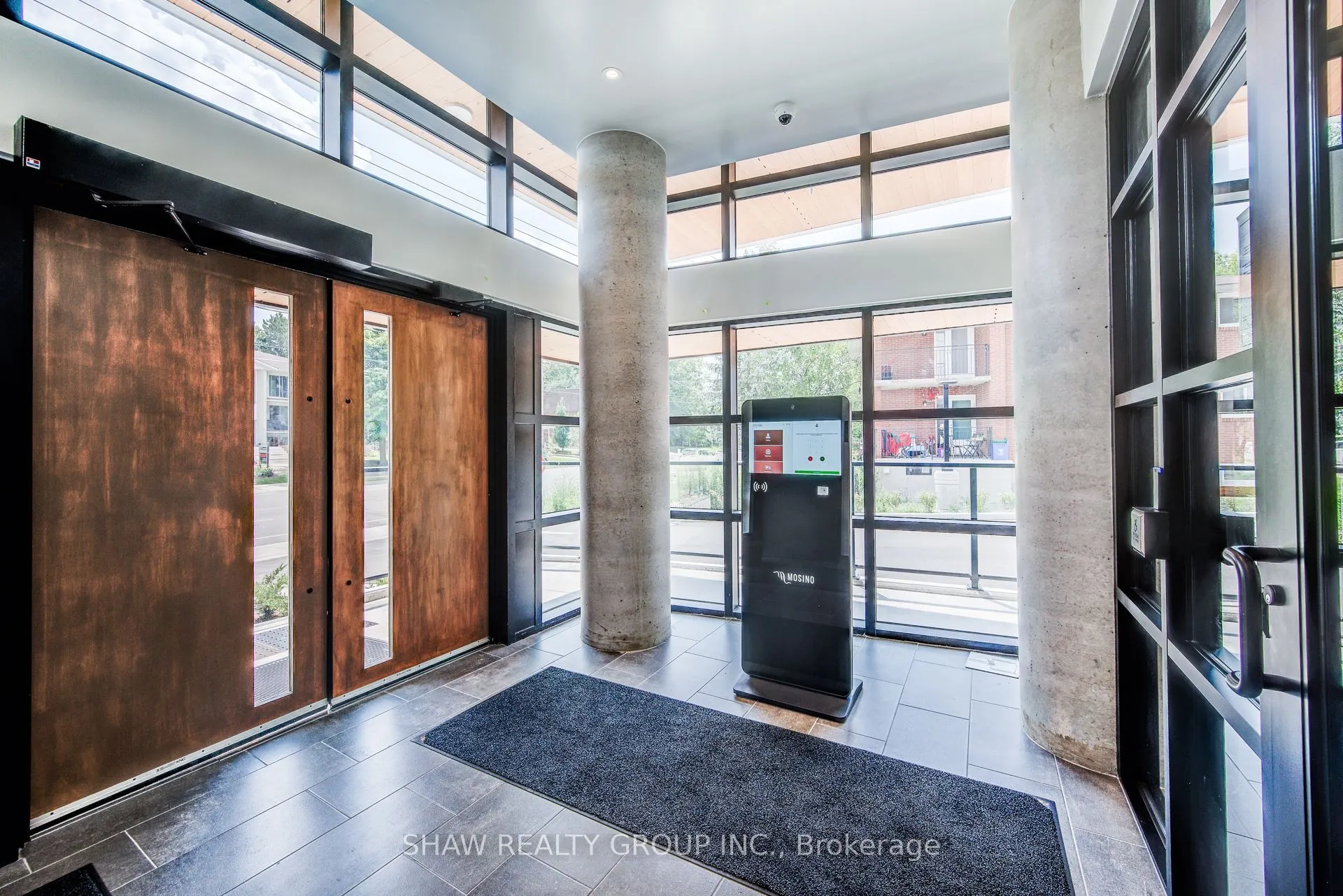 312 Erb Street W, #418