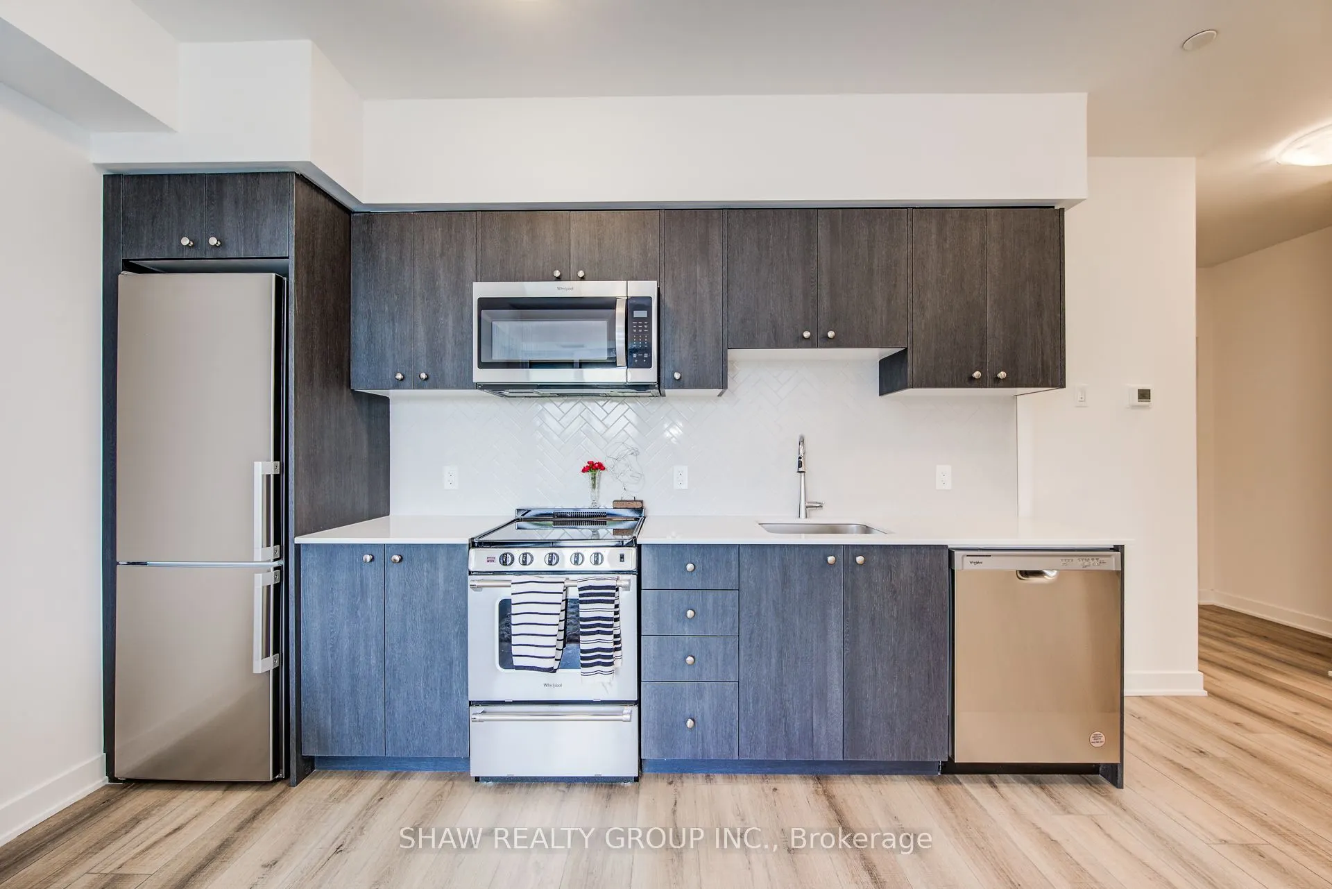 312 Erb Street W, #418