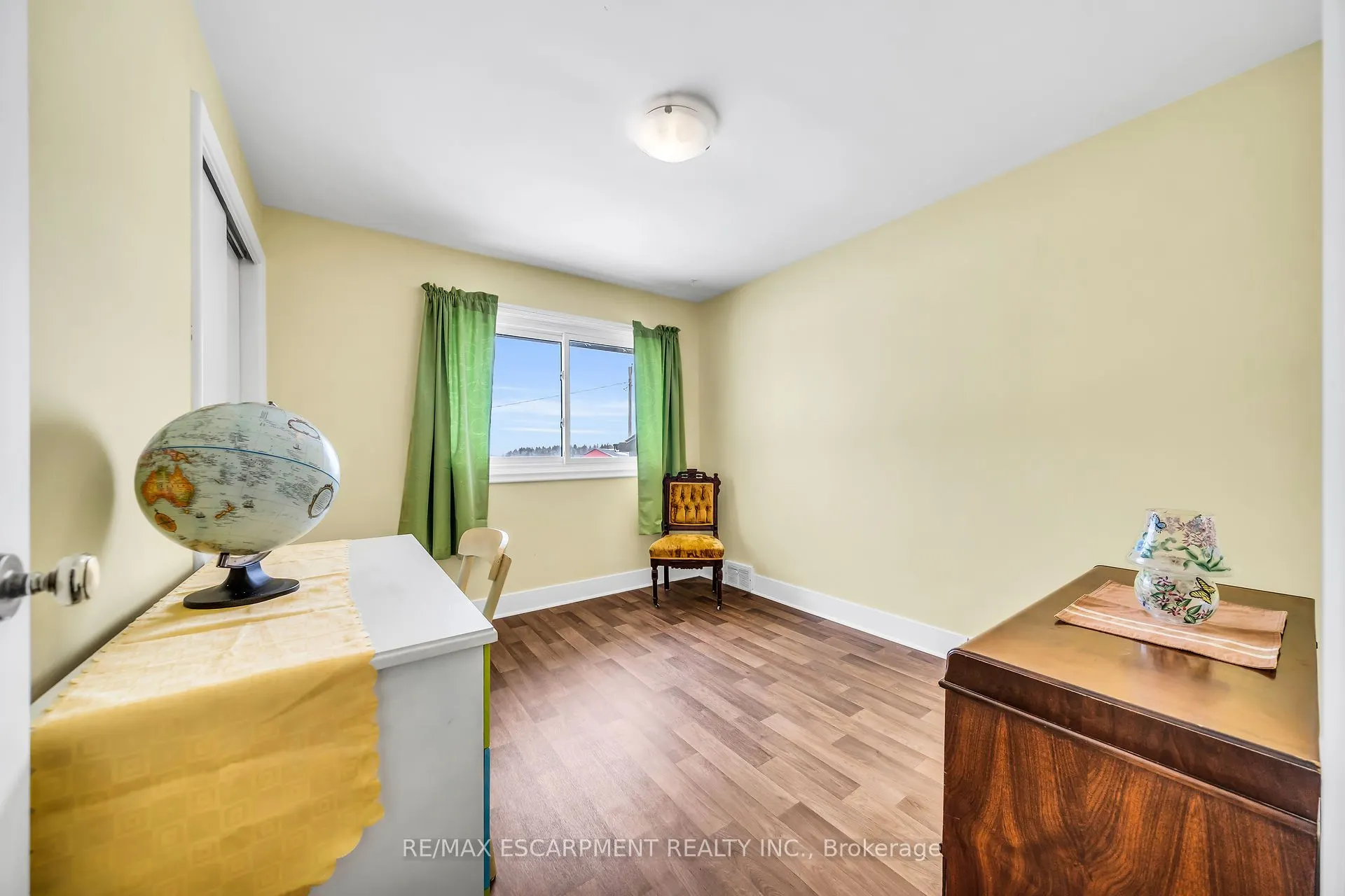 3542 Fifteenth Street