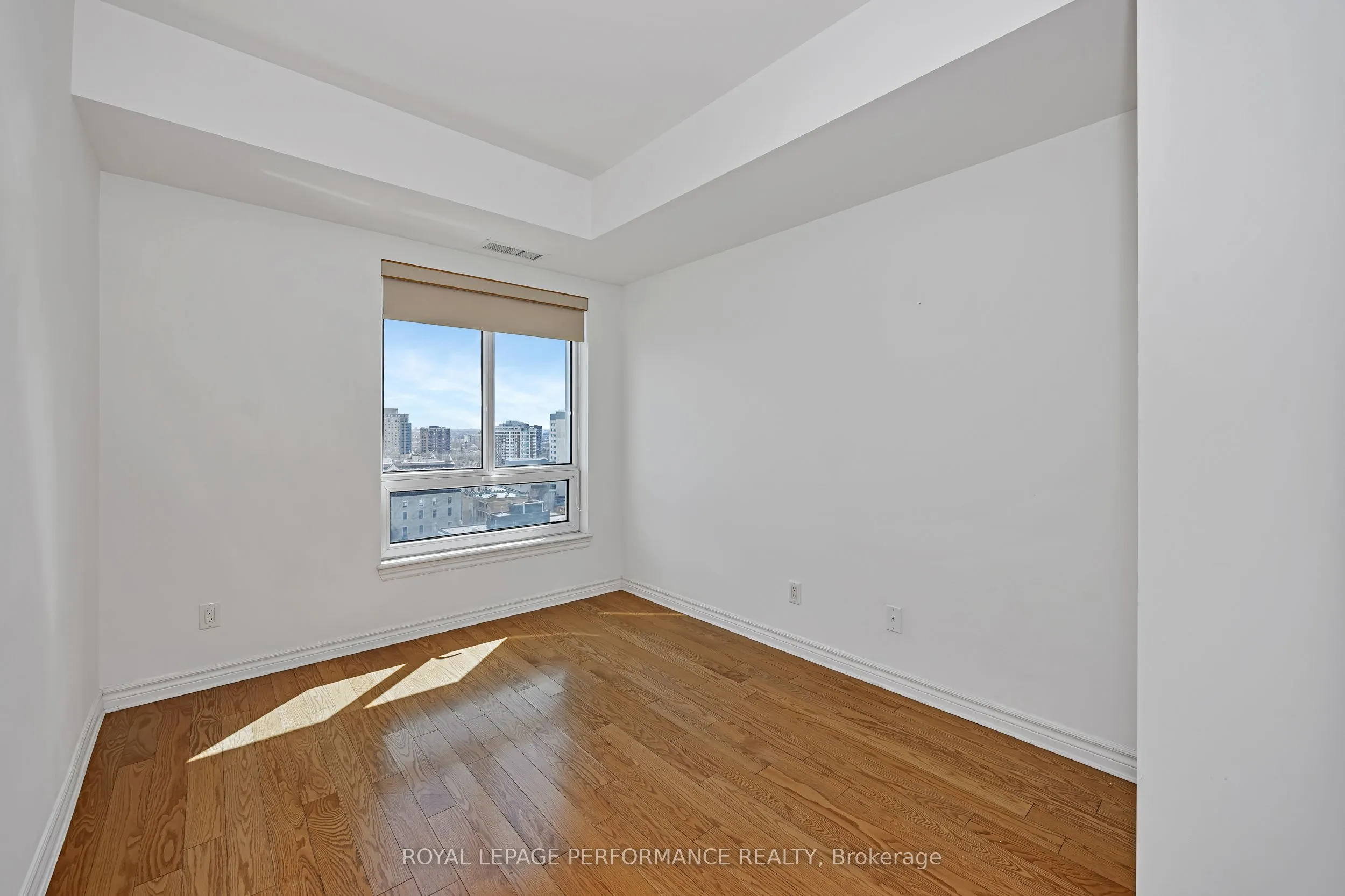 234 Rideau Street, #1907