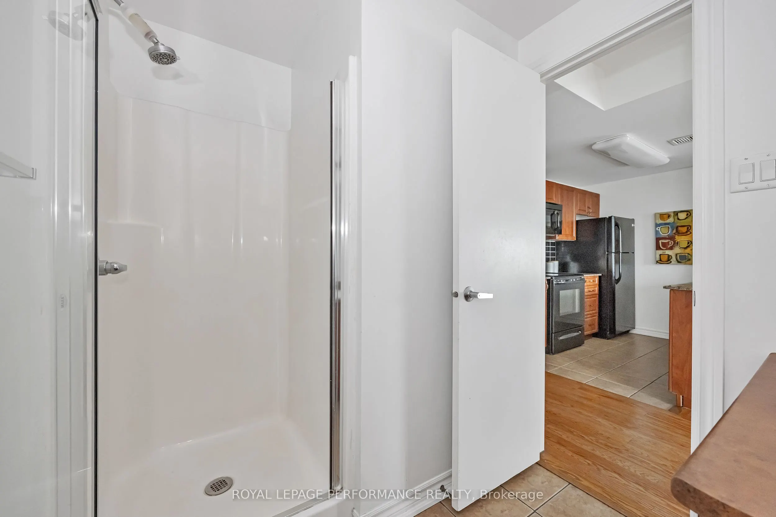 234 Rideau Street, #1907
