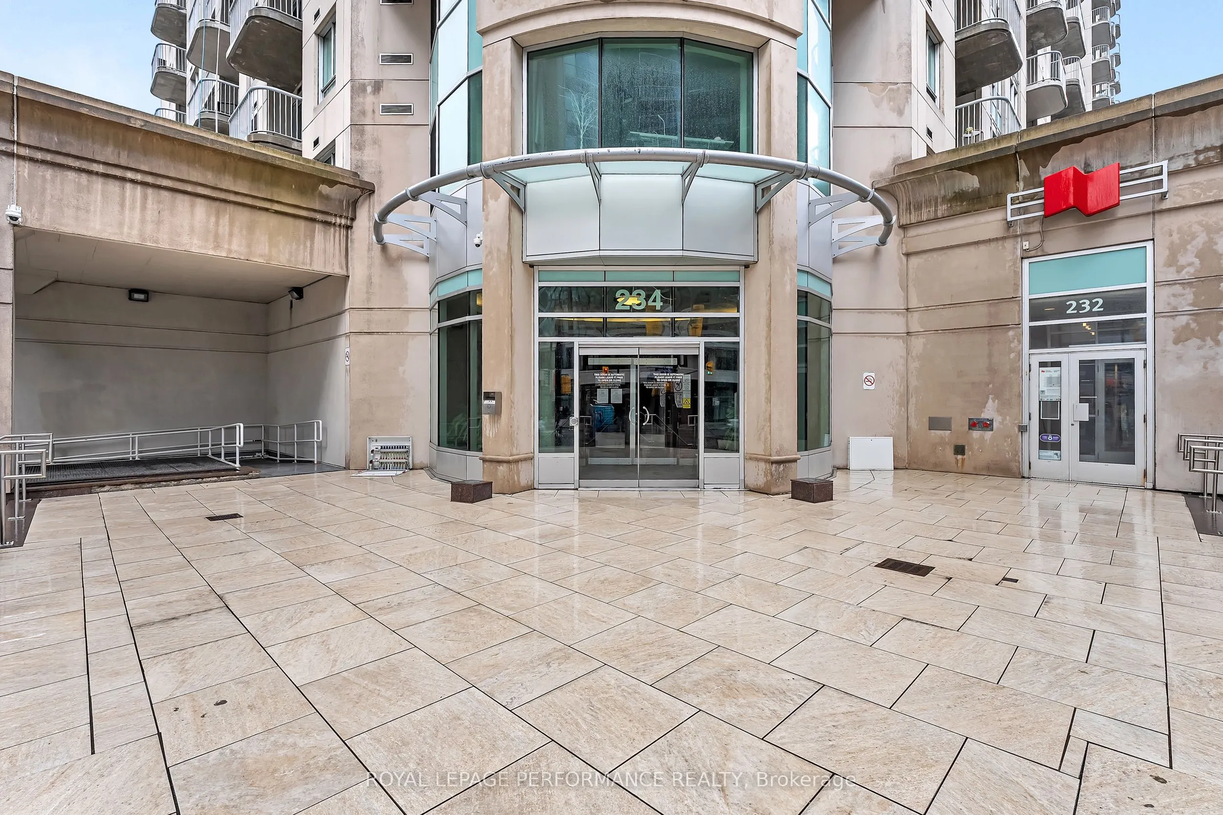 234 Rideau Street, #1907
