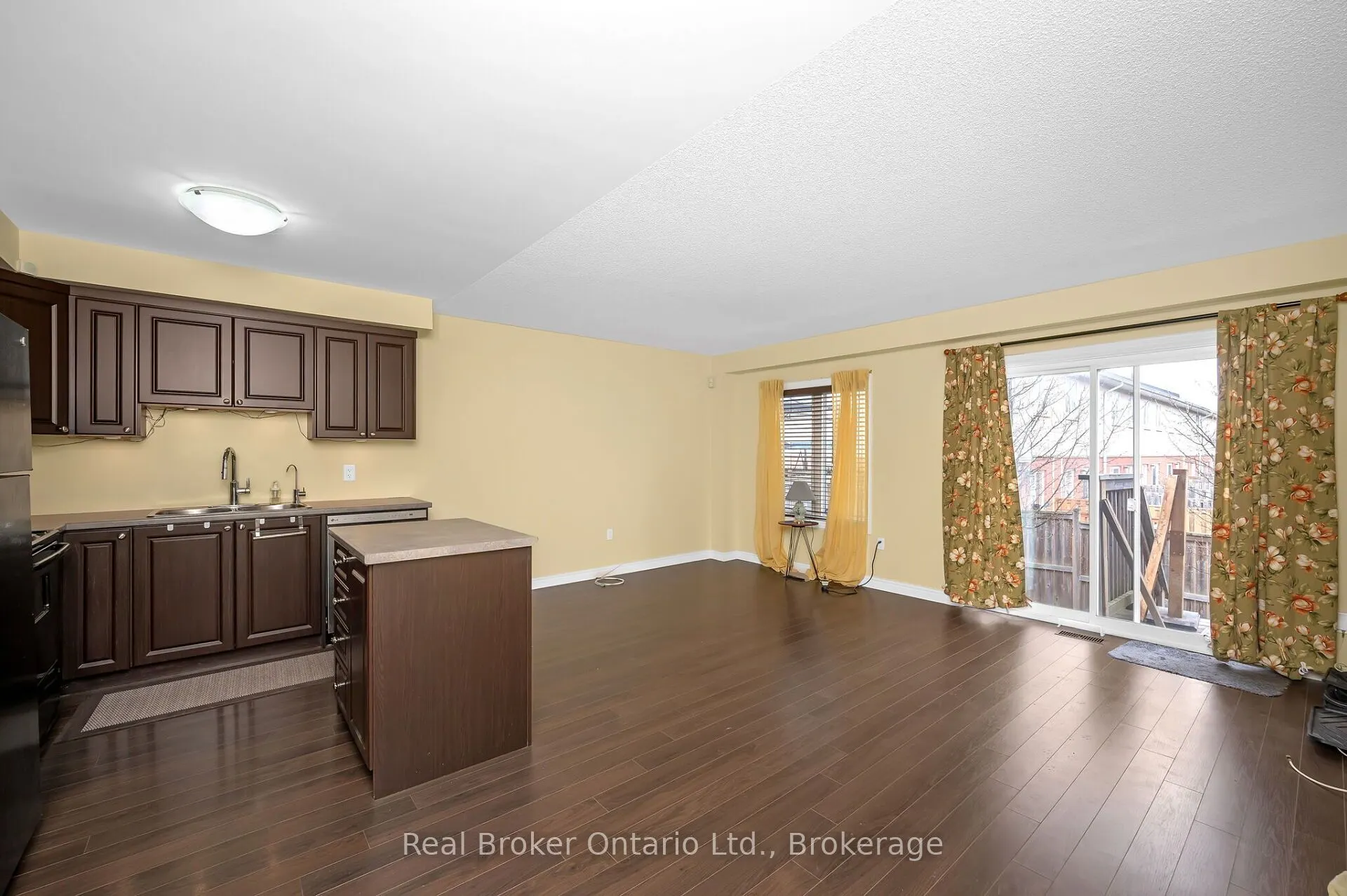 20 Mcconkey Crescent #90