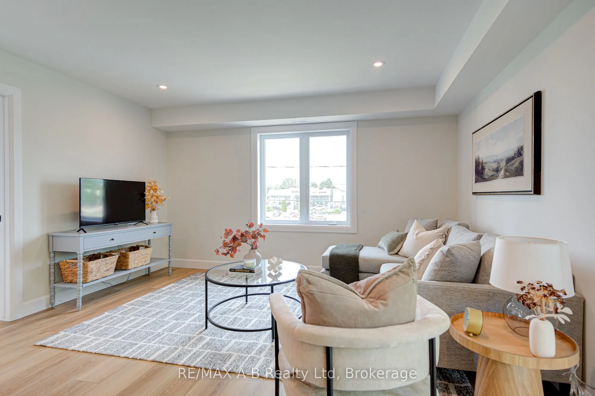 428 Queen Street W, #5