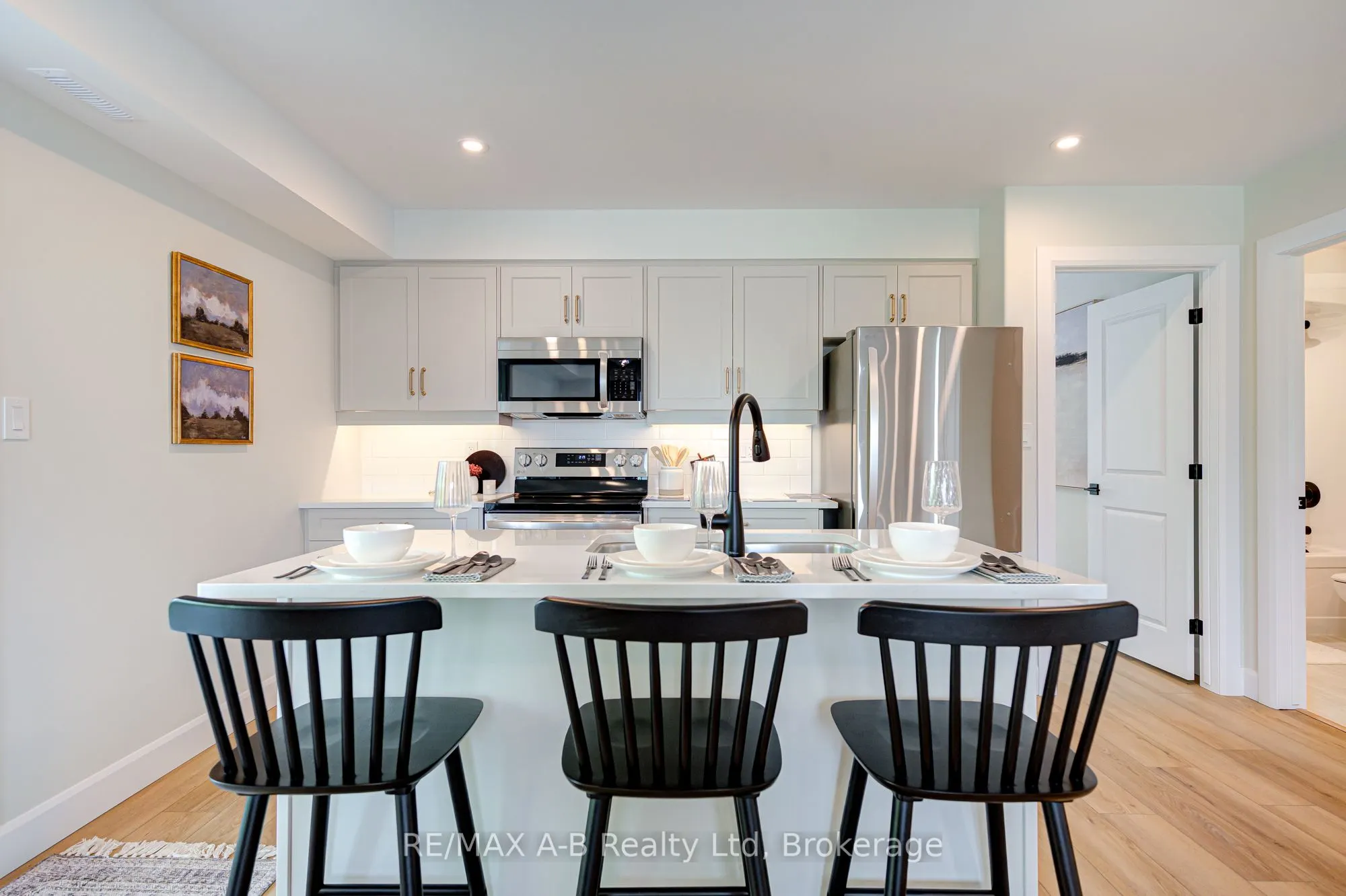 428 Queen Street W, #5