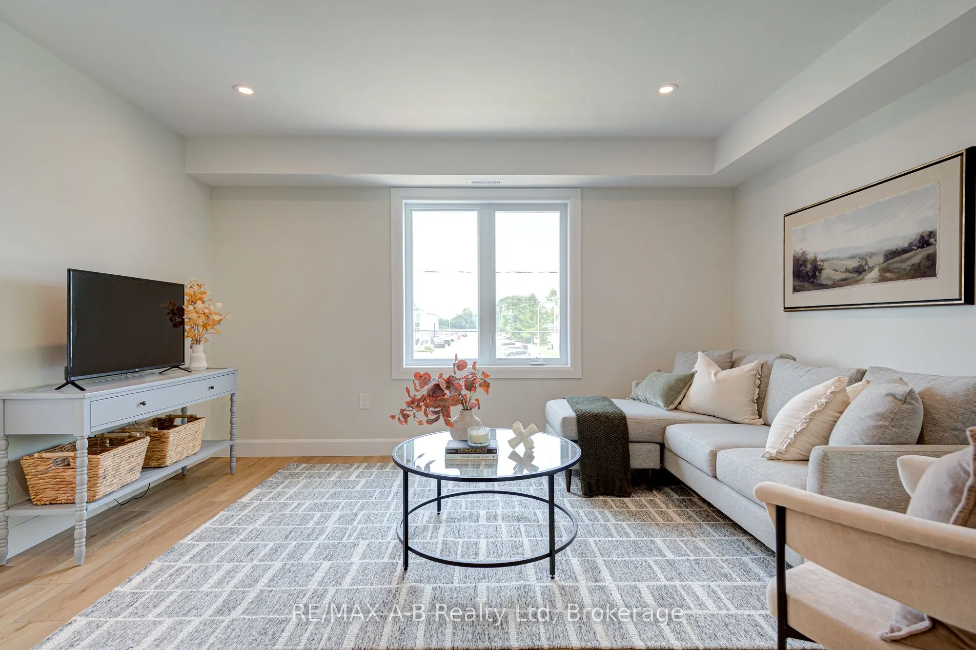 428 Queen Street W, #5