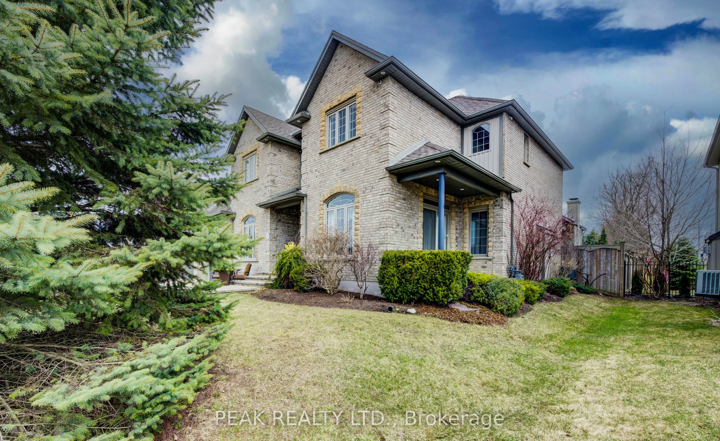 7 John Ross Court