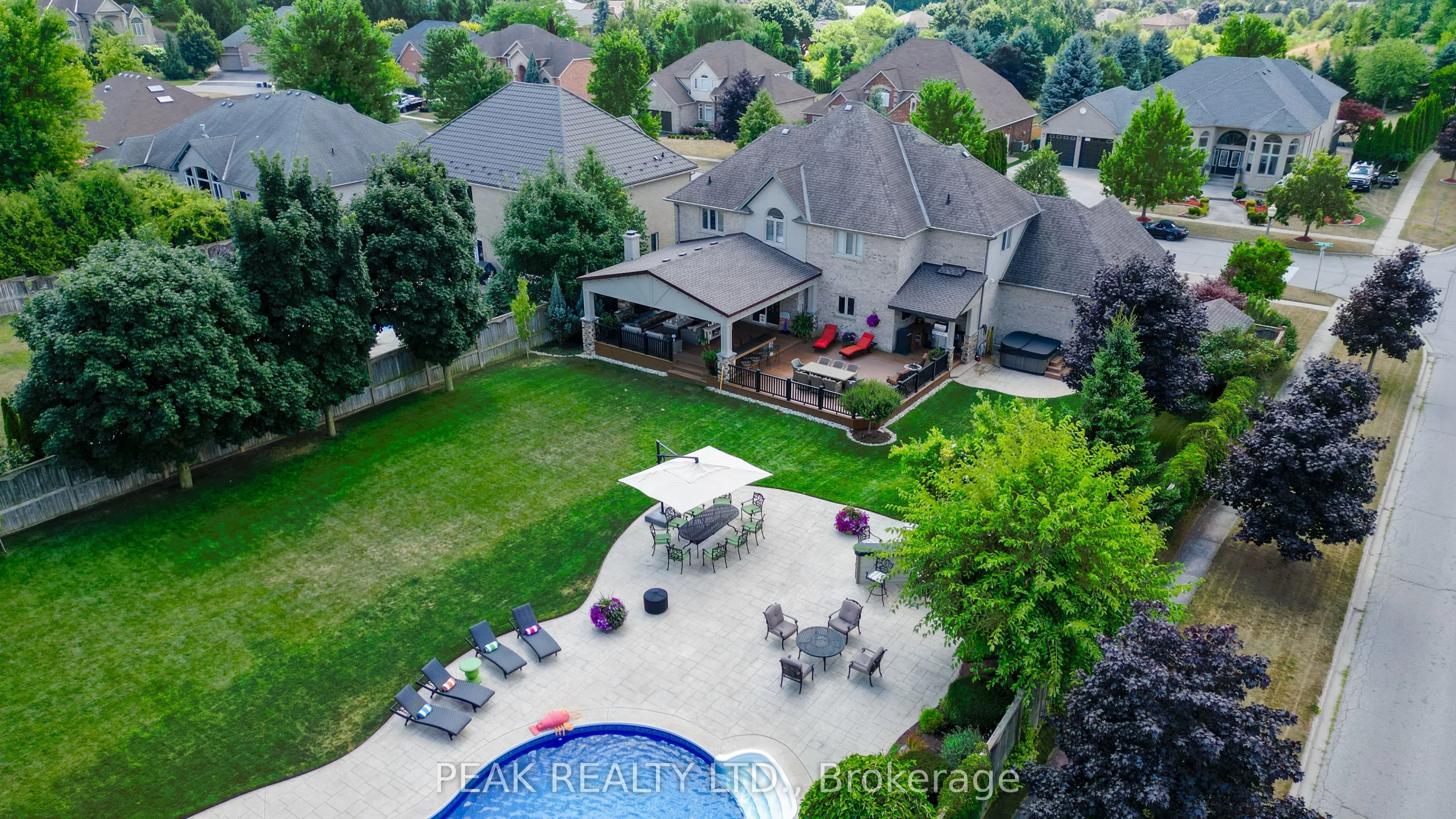 7 John Ross Court