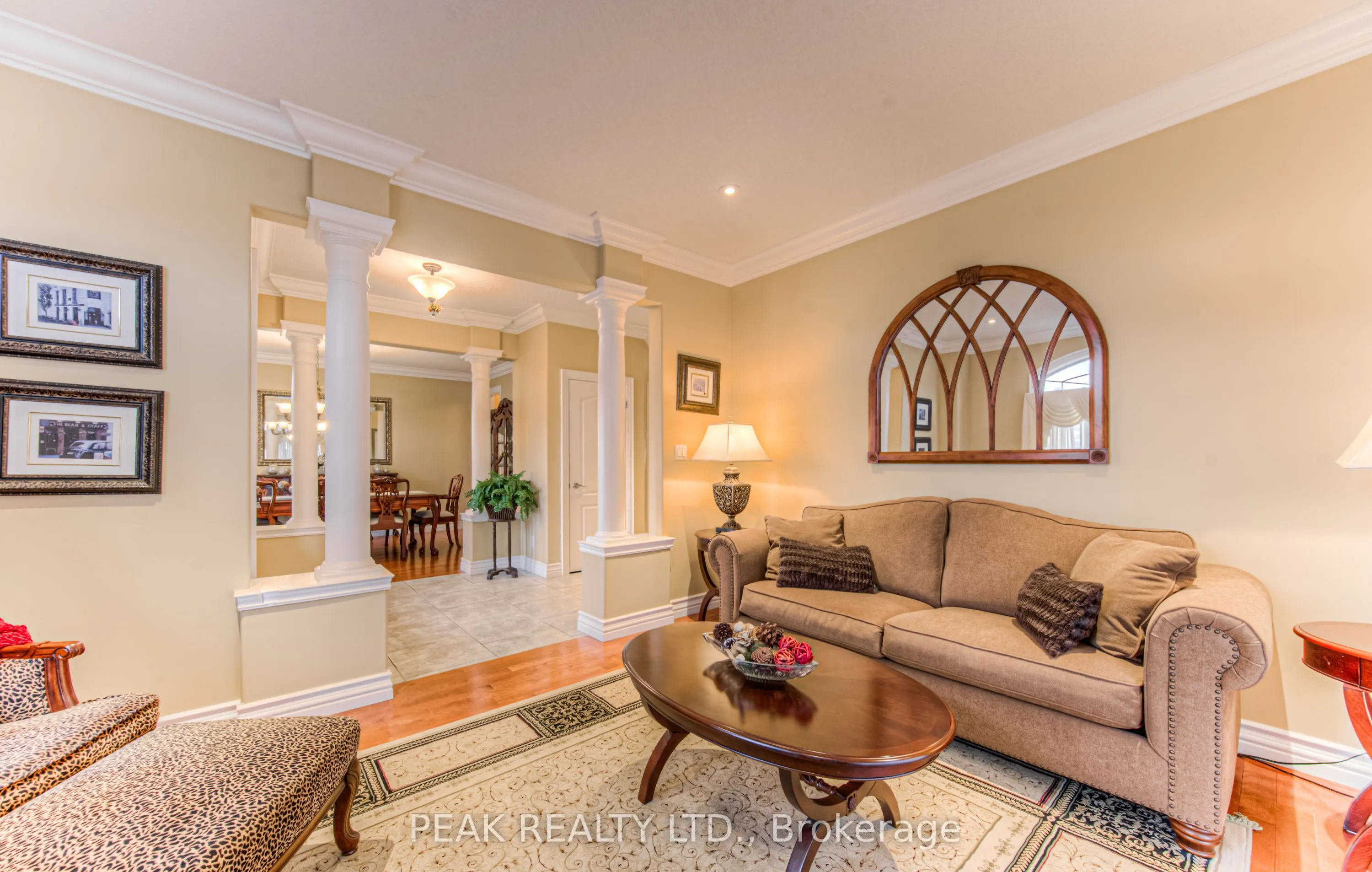 7 John Ross Court