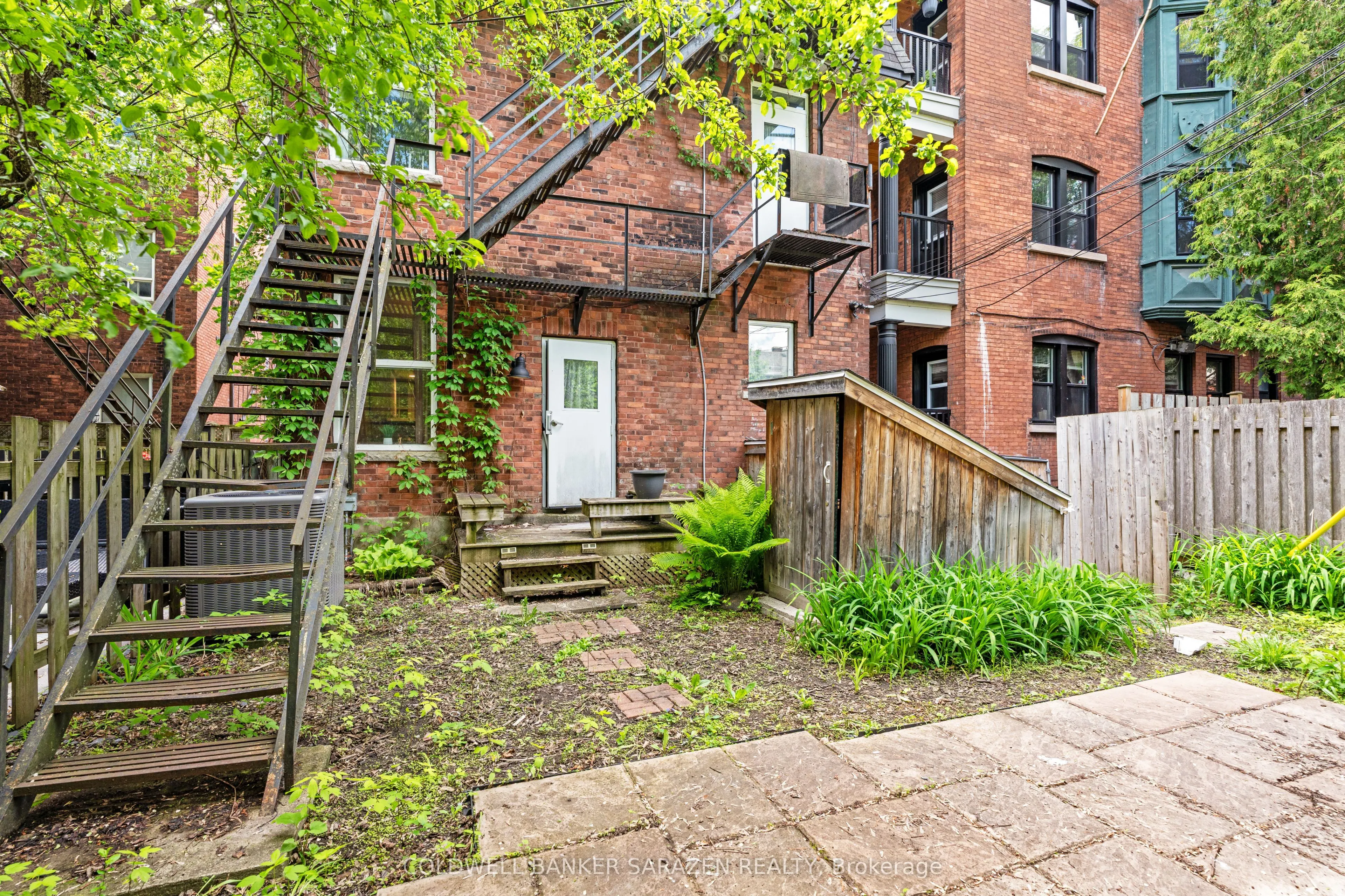 229 Charlotte Street