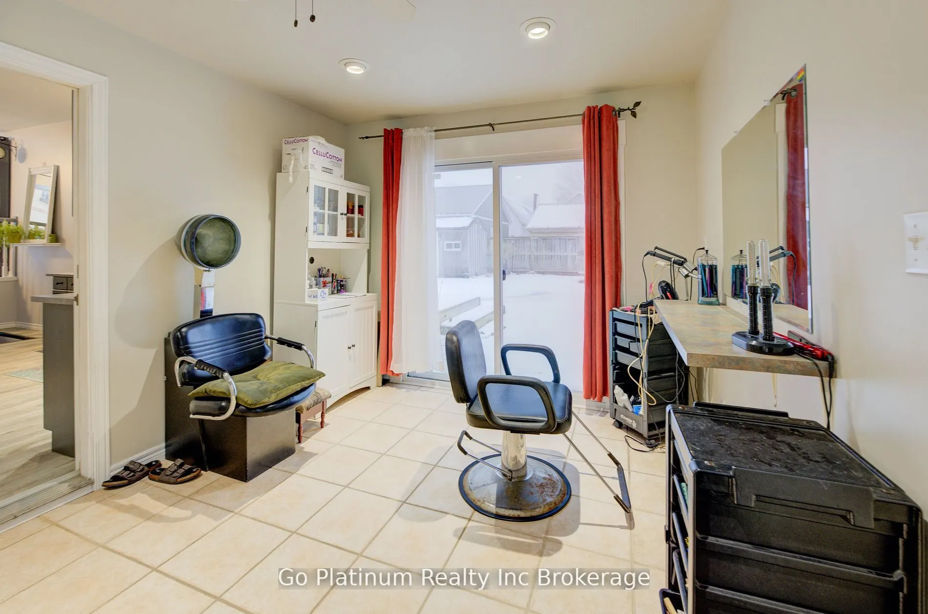 14 Elgin Street W